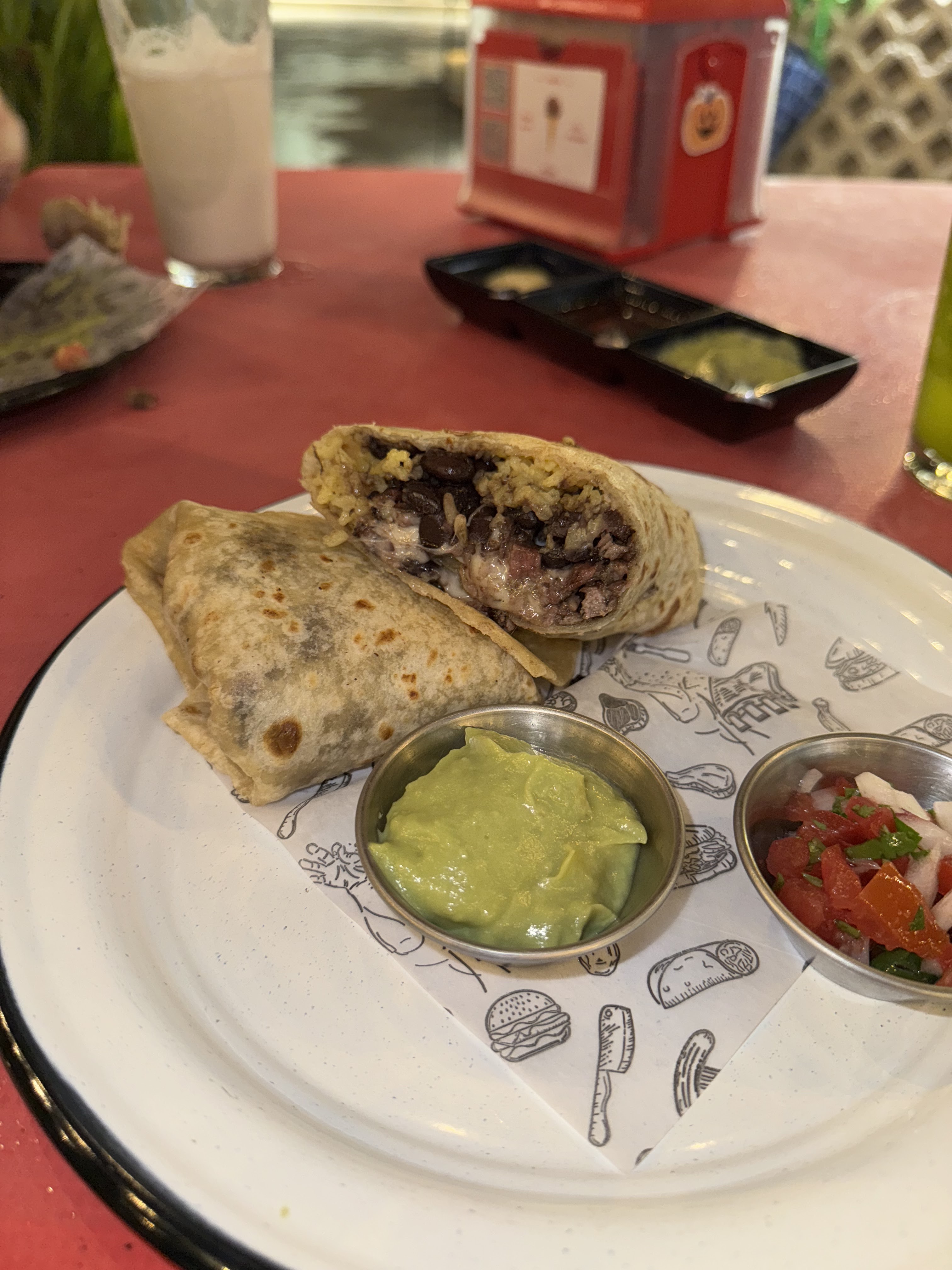 Mercado 41 (Gastro market) image 4