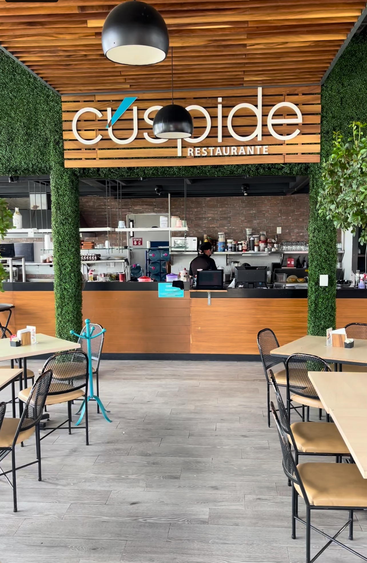 Cúspide restaurante image 3