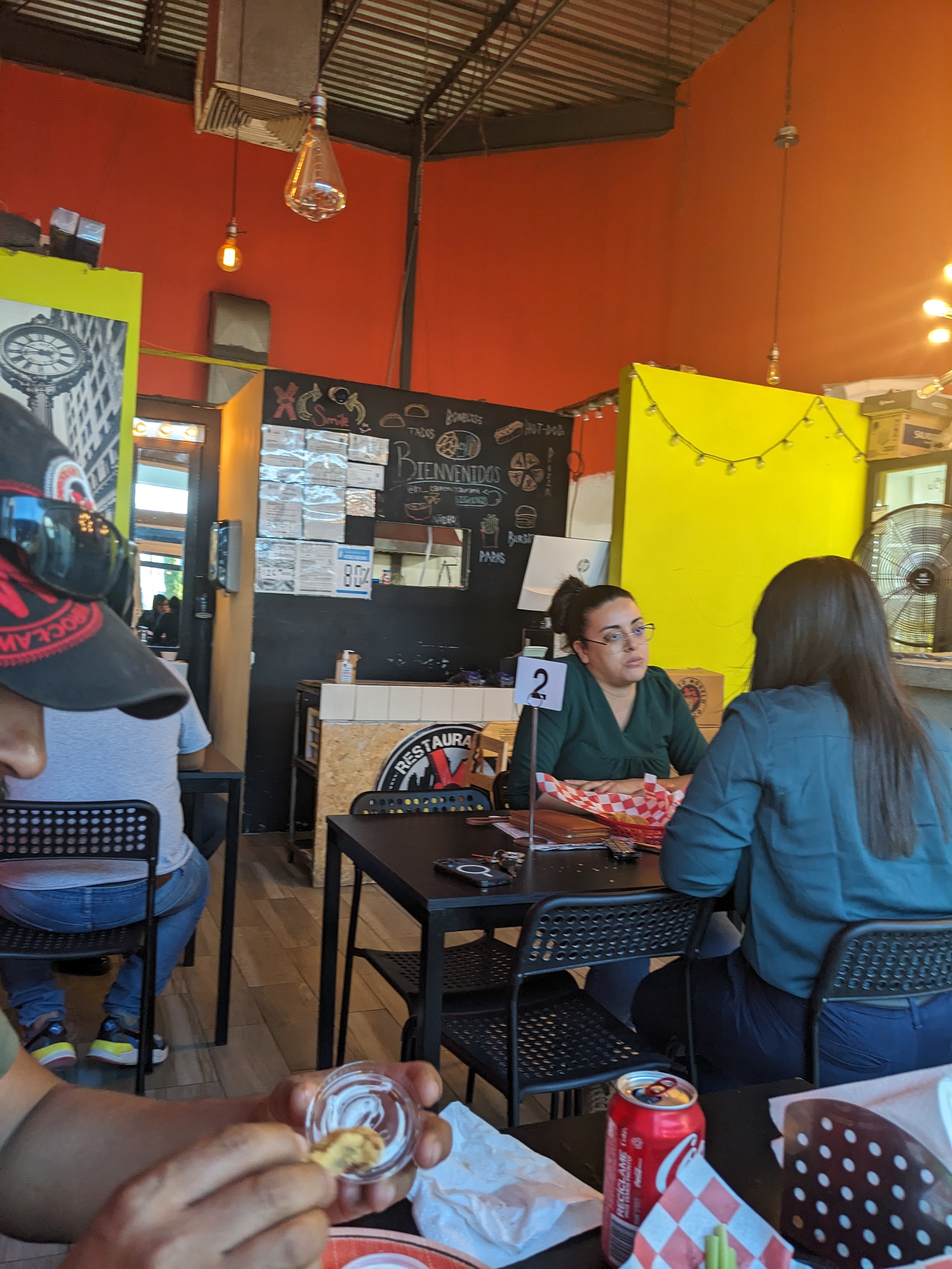 La Calle Restaurant image 9