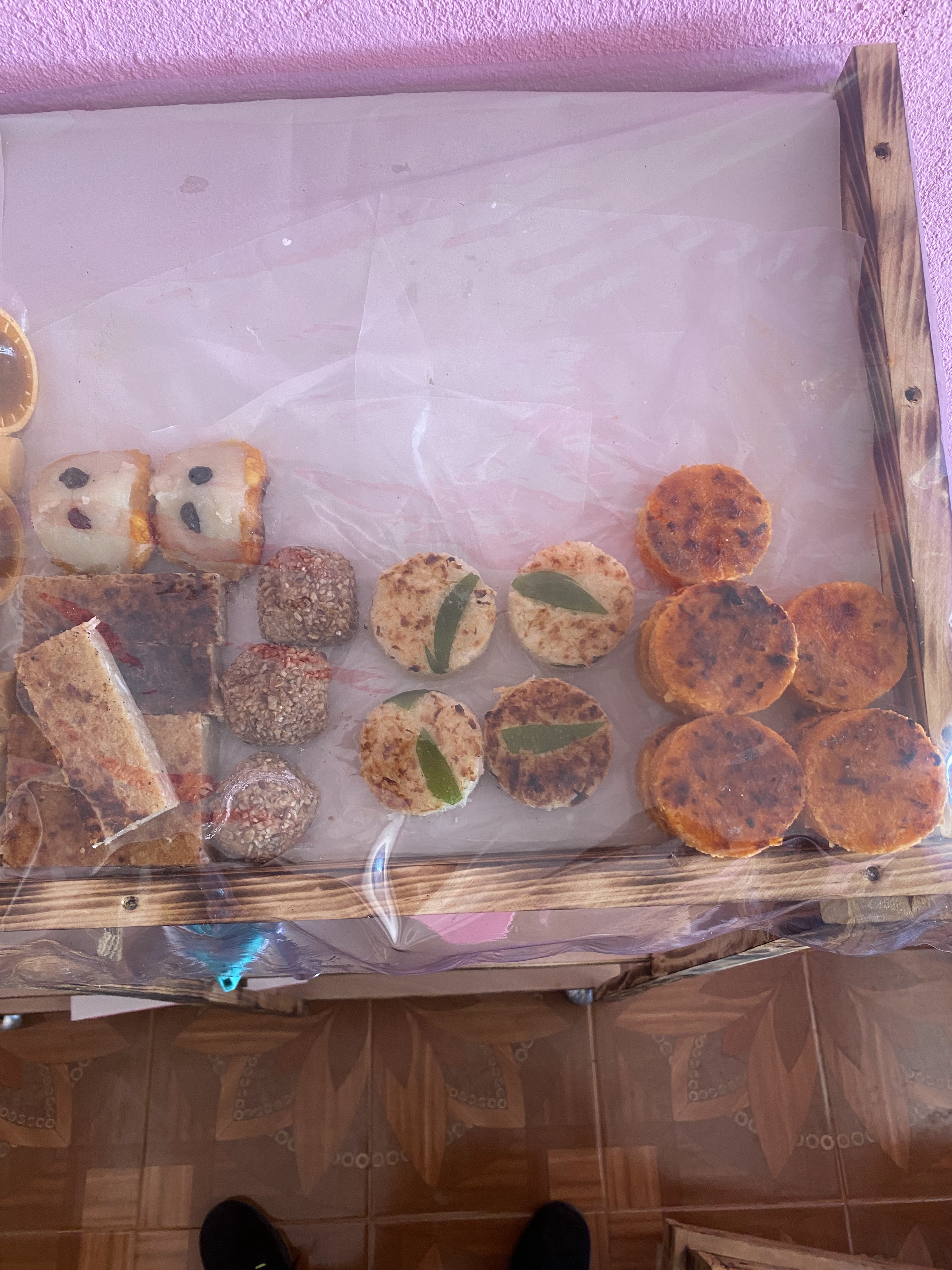 Carnitas, Pancita de Res y Dulces de Leche. “Los Abuelos” image 4