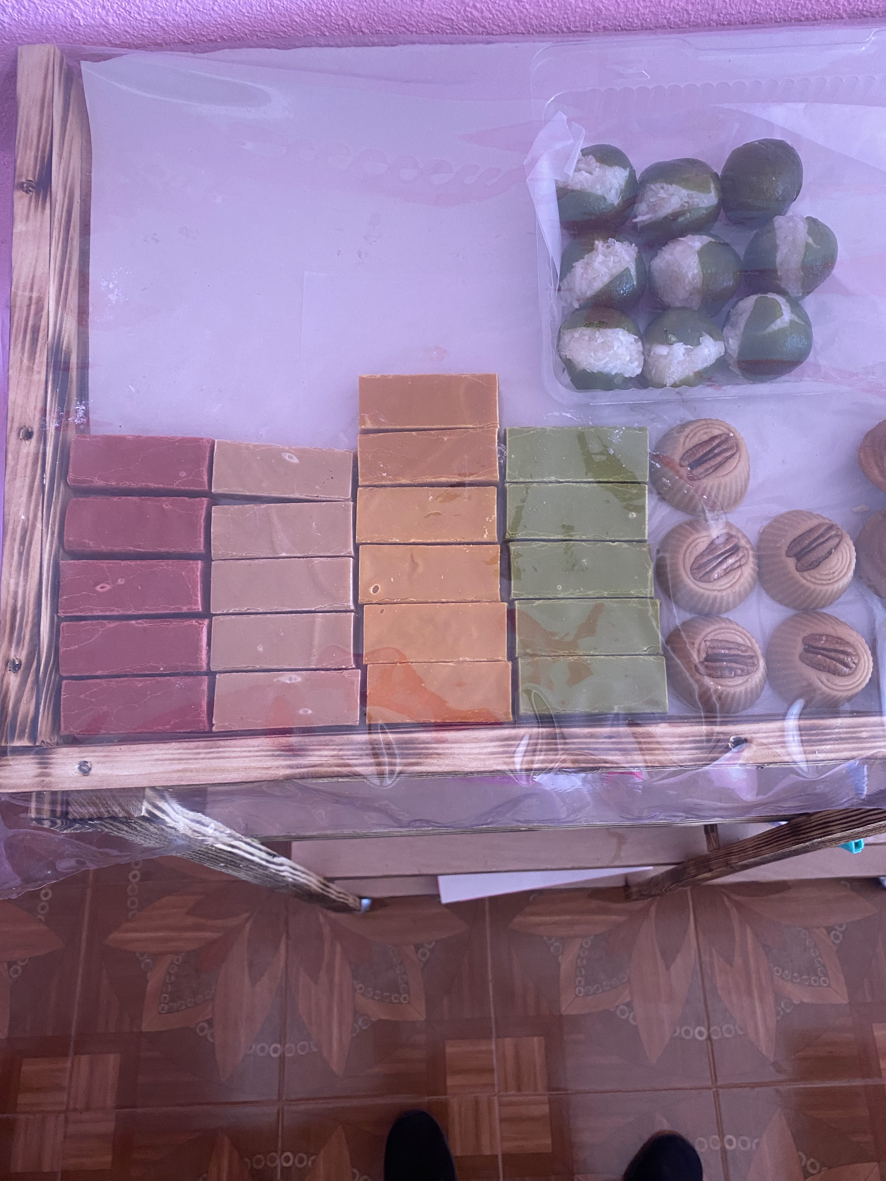 Carnitas, Pancita de Res y Dulces de Leche. “Los Abuelos” image 5