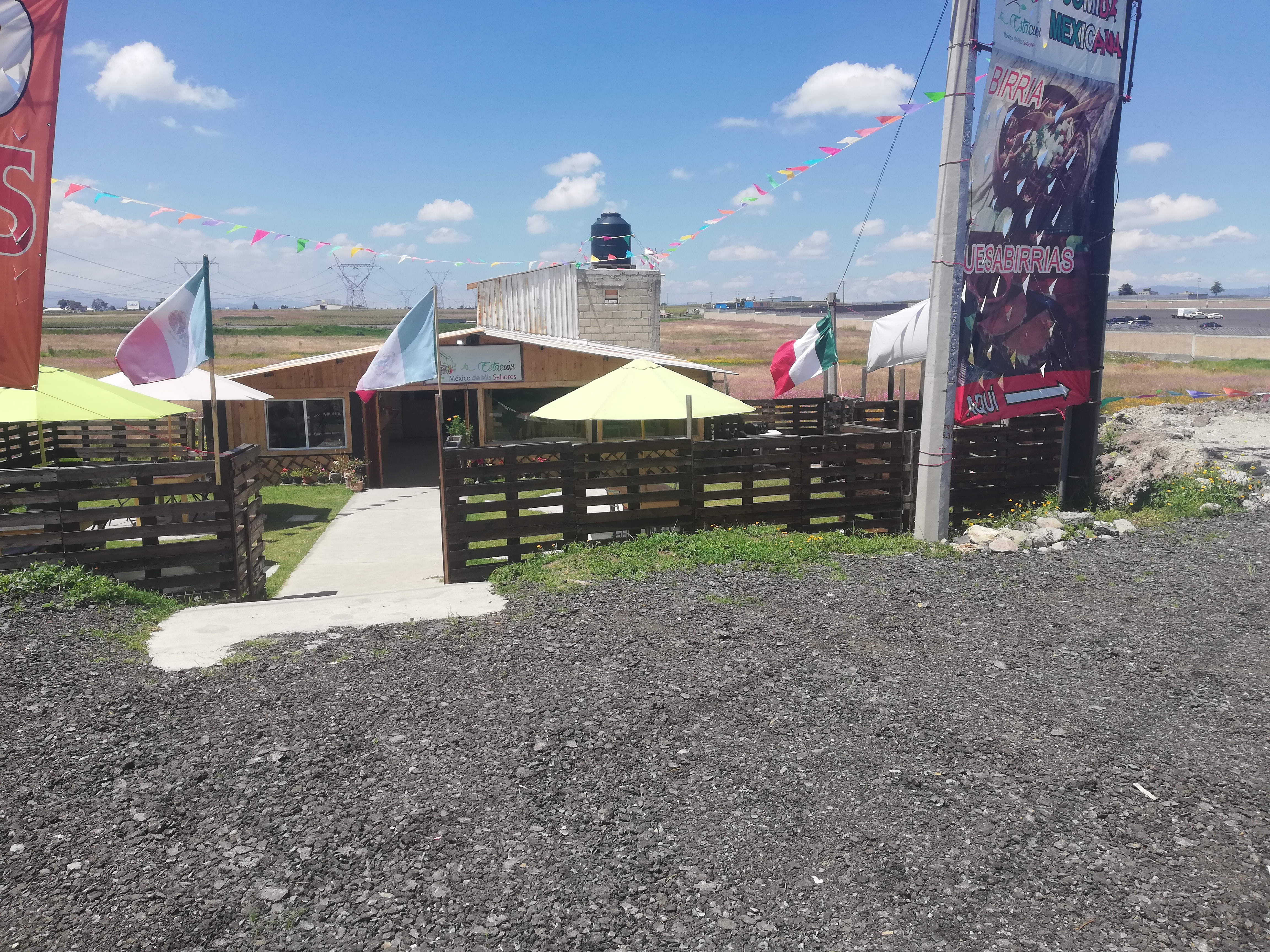 La Estación birria & barbacoa image 3