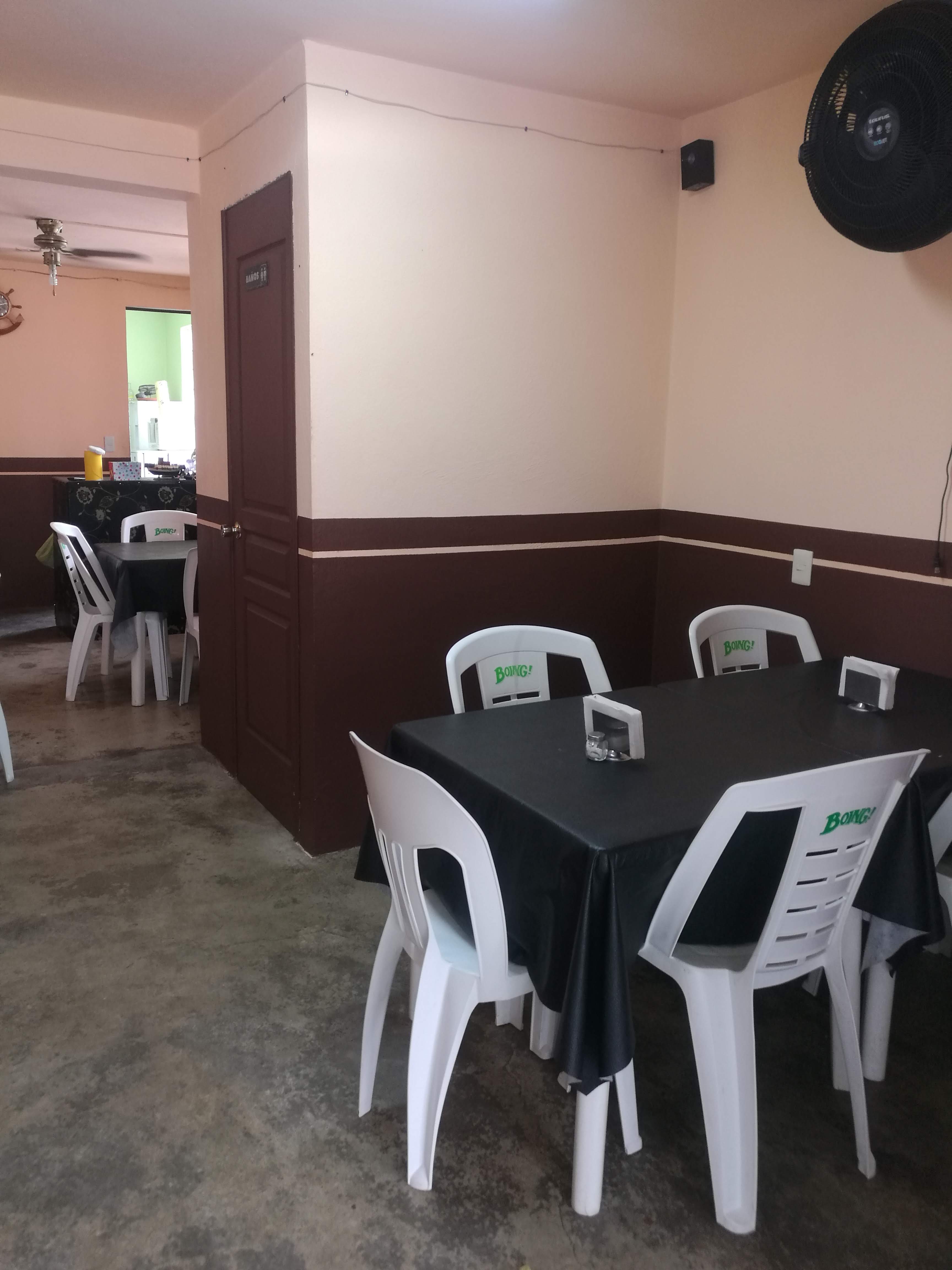 Mariscos "La Perla Negra" image 4