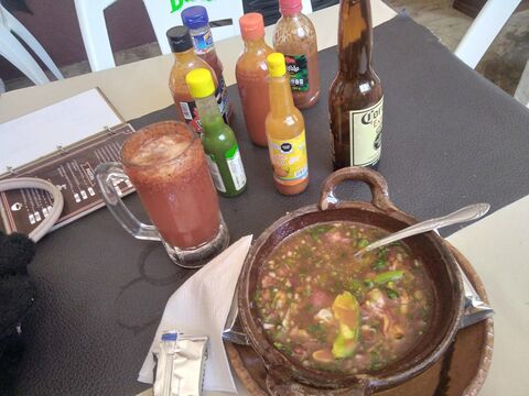 Mariscos "La Perla Negra" image 7