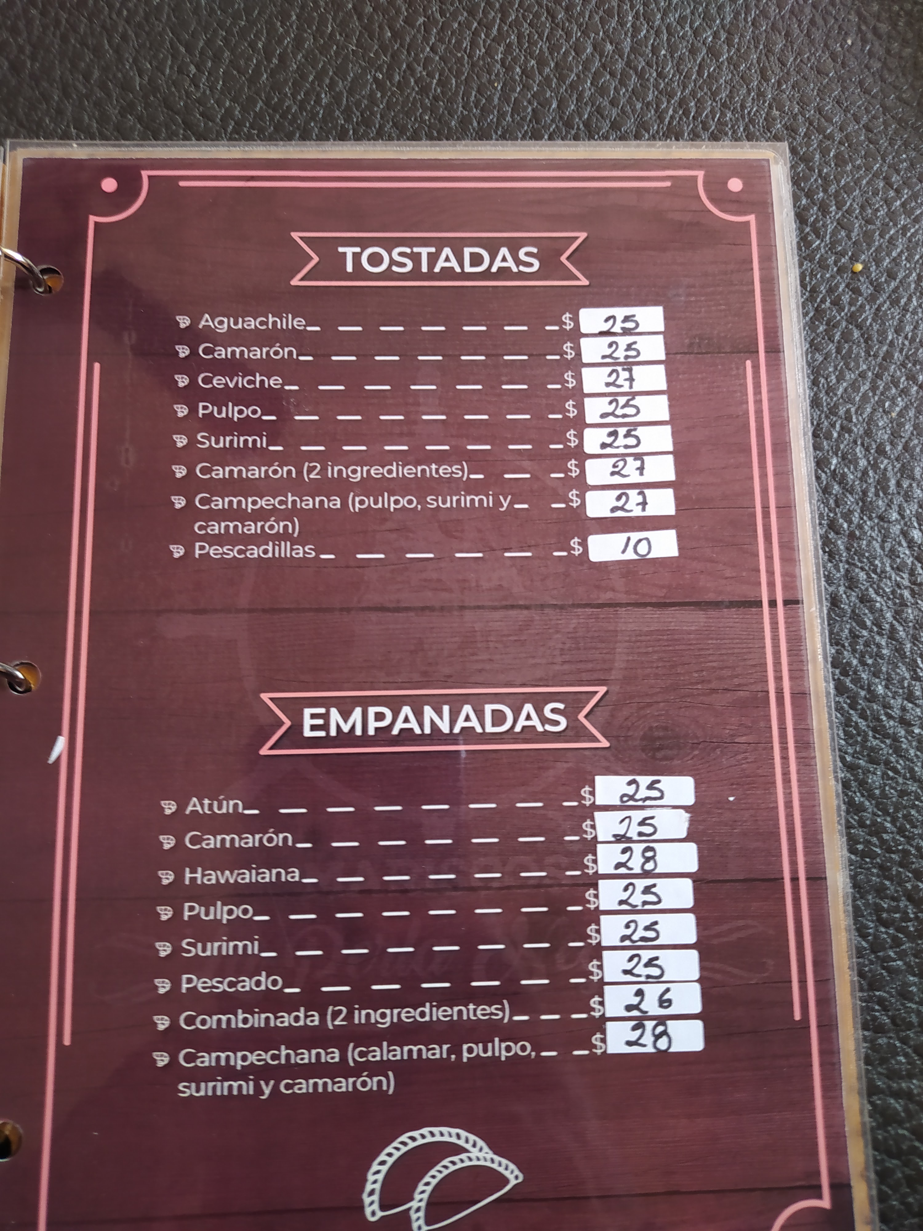 Mariscos "La Perla Negra" image 9