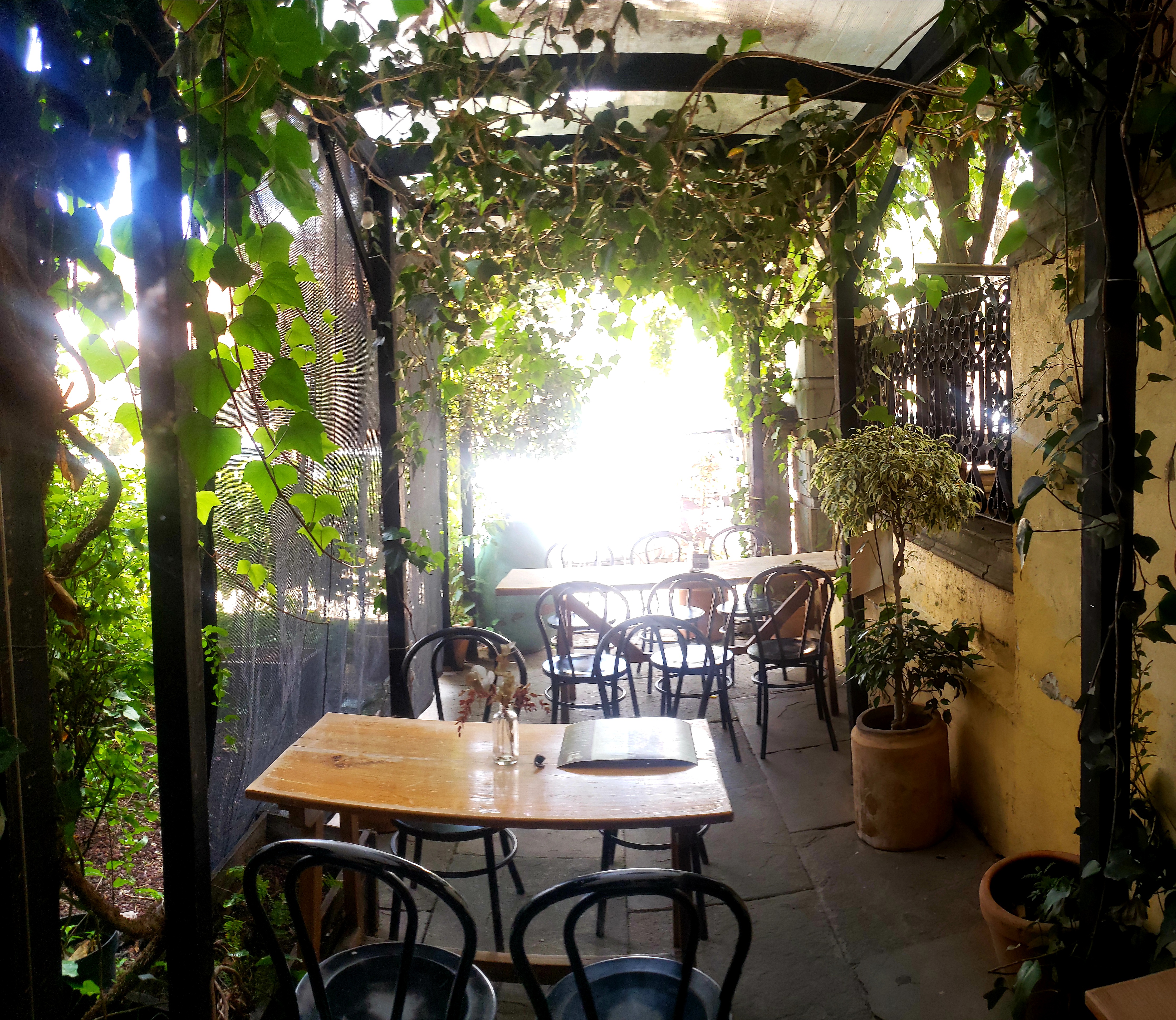 La Victoriana image 6