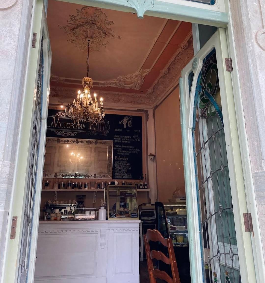 La Victoriana image 9