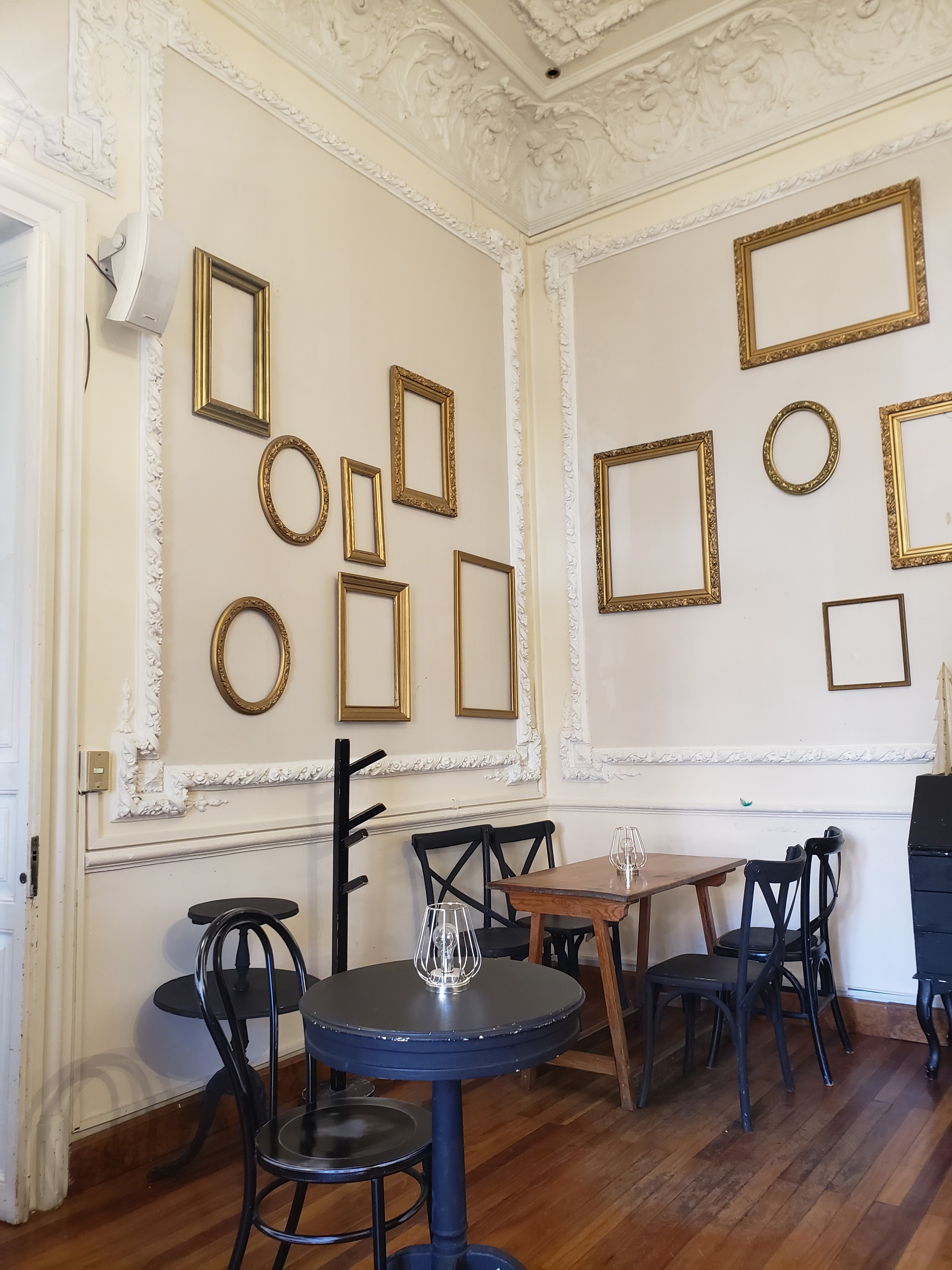 La Victoriana image 10