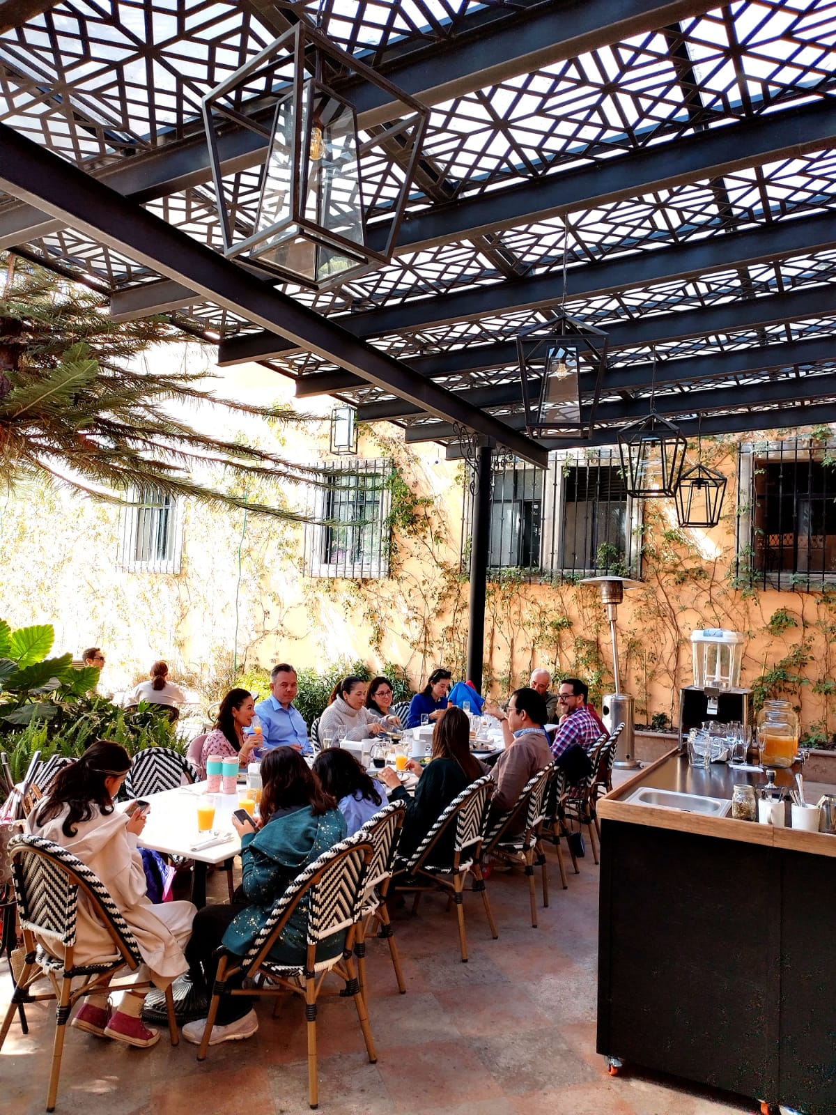 Restaurante de la presa image 1