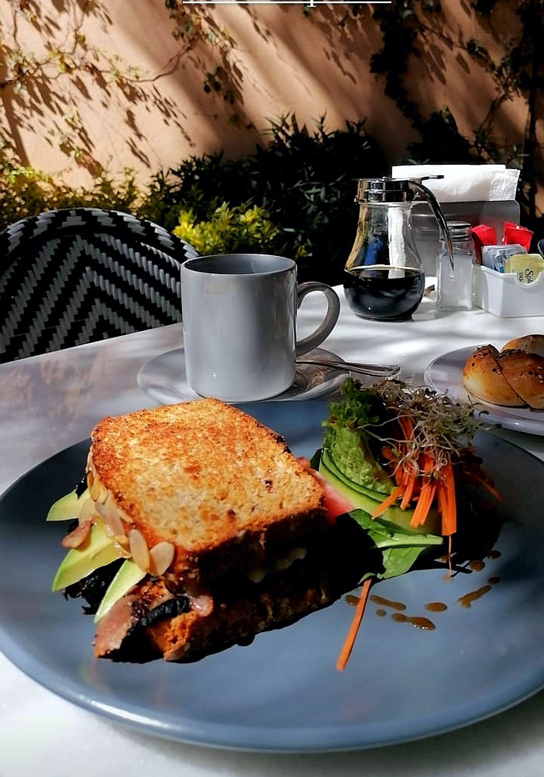 Restaurante de la presa image 2