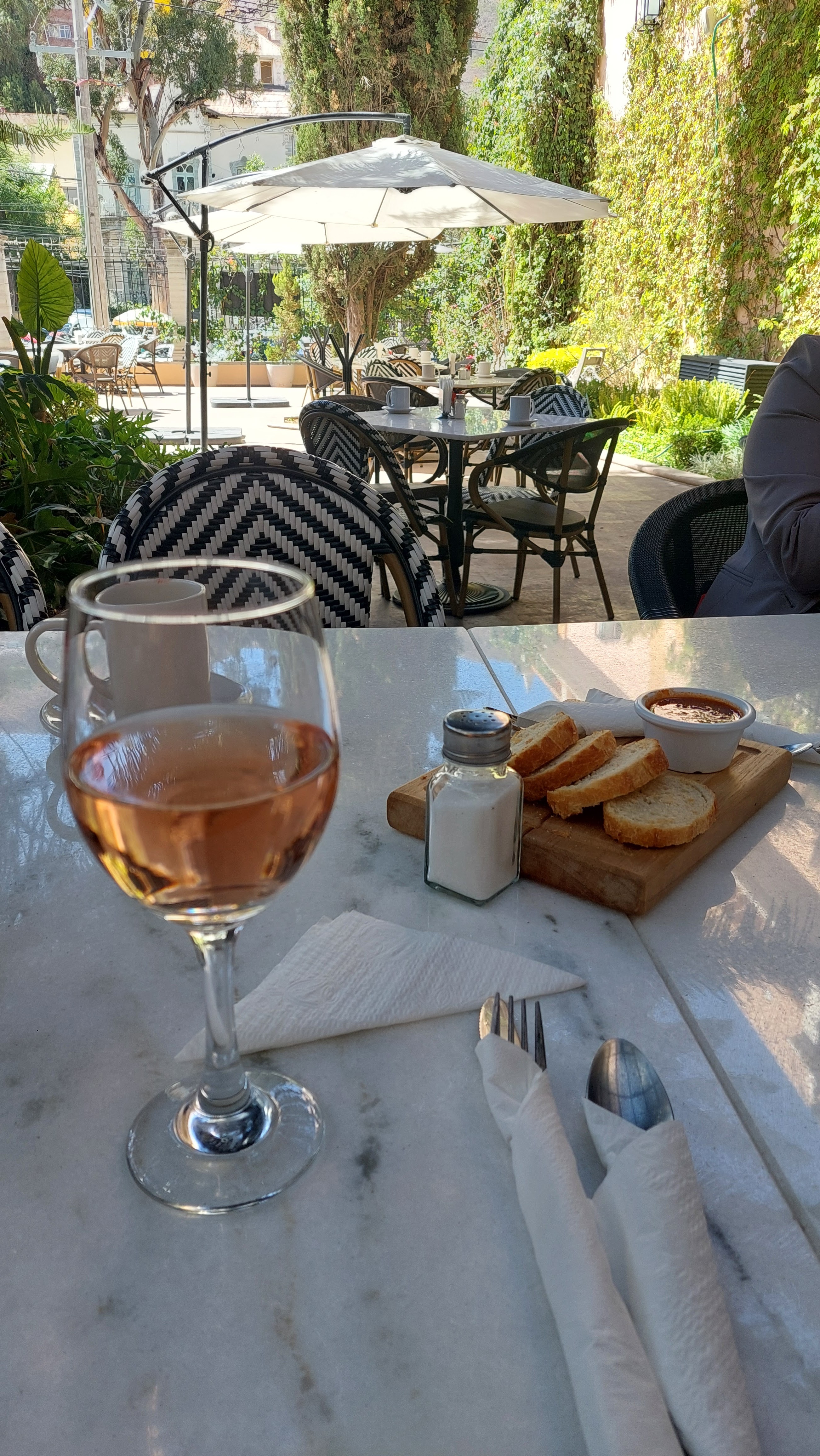 Restaurante de la presa image 10