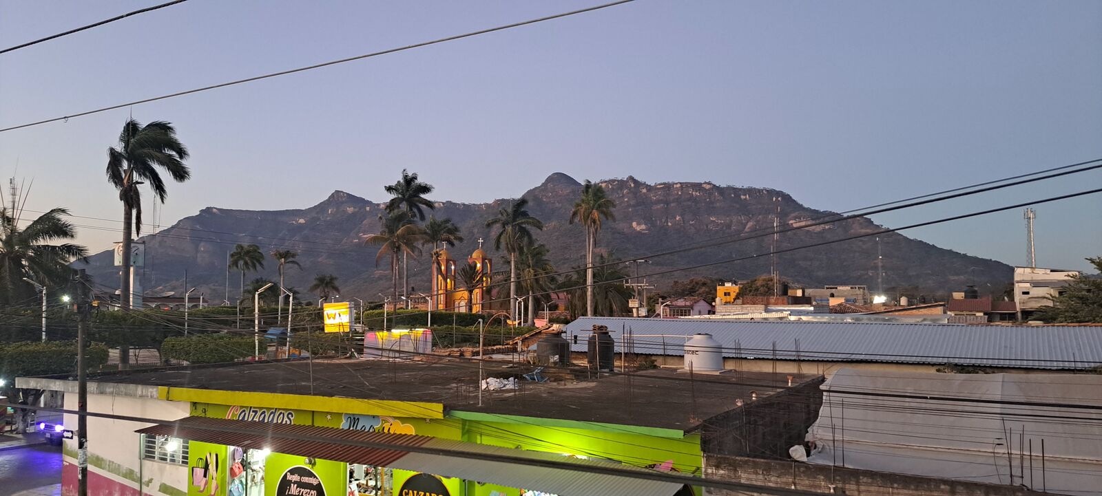 La Birrieria image 9
