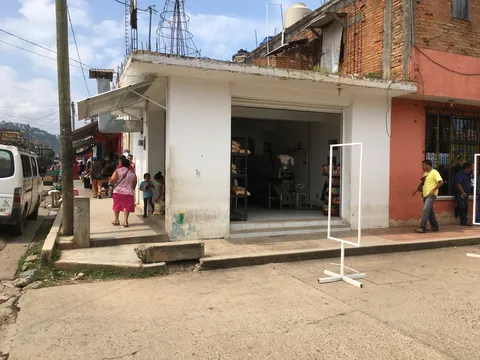 La Casa del Pollo image 2