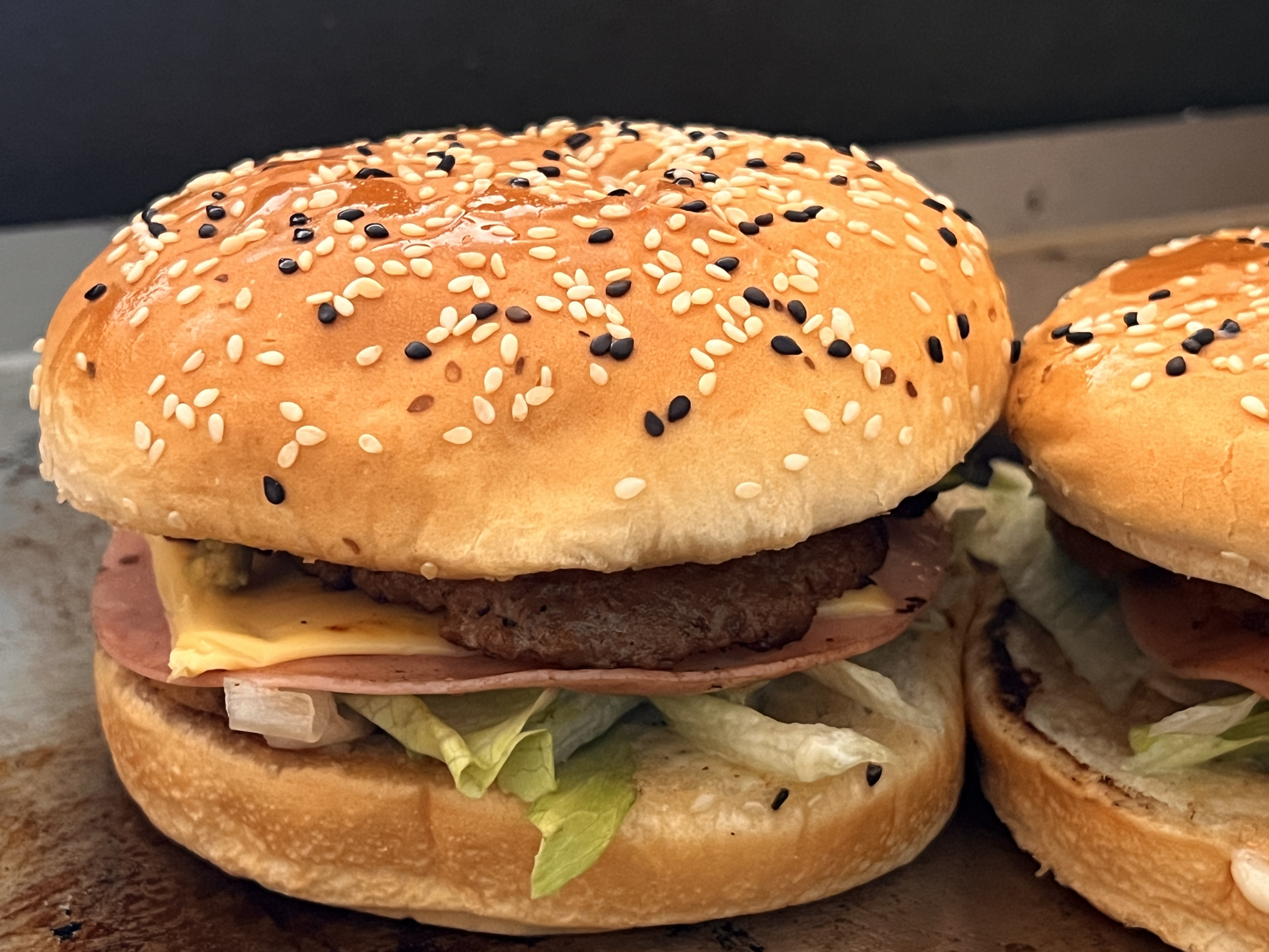 Happy Burgers image 1