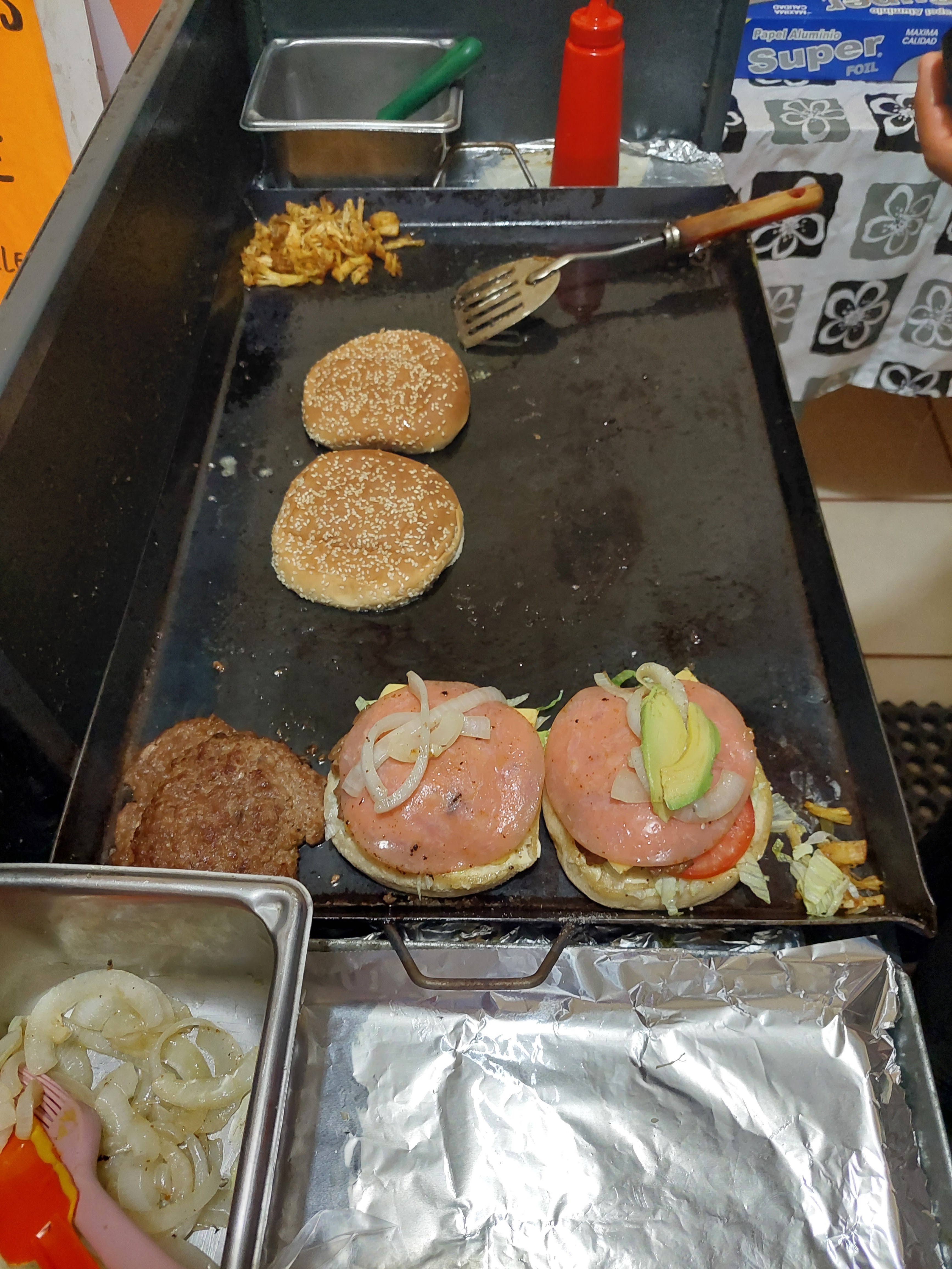 Happy Burgers image 3