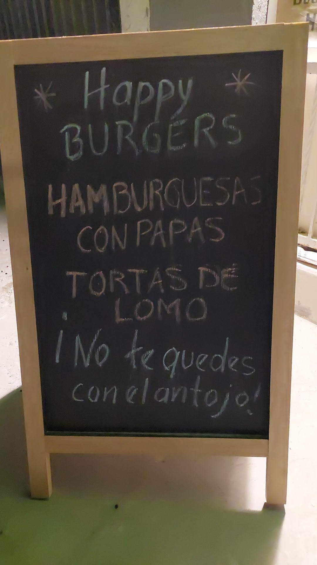 Happy Burgers image 6