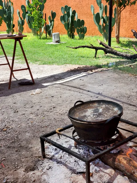 Carnitas "El Tio" image 8