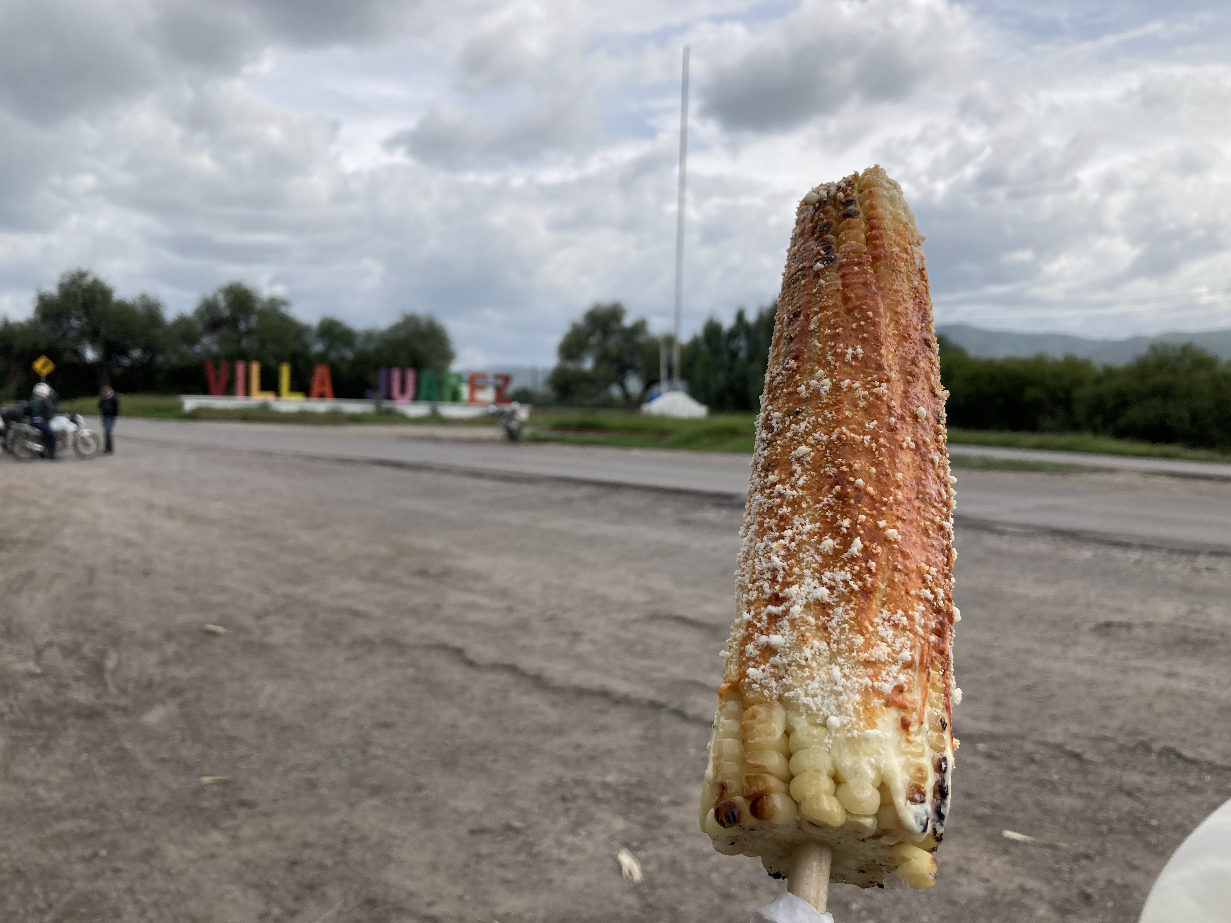 Elotes la bandera image 1