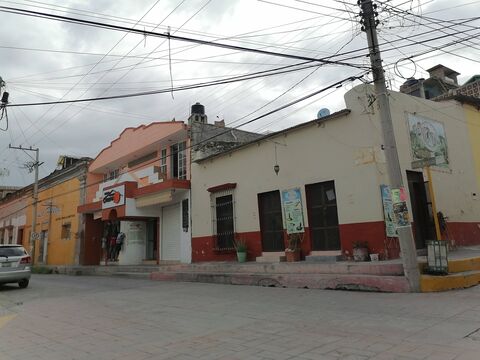 Loncheria Mitla image 3