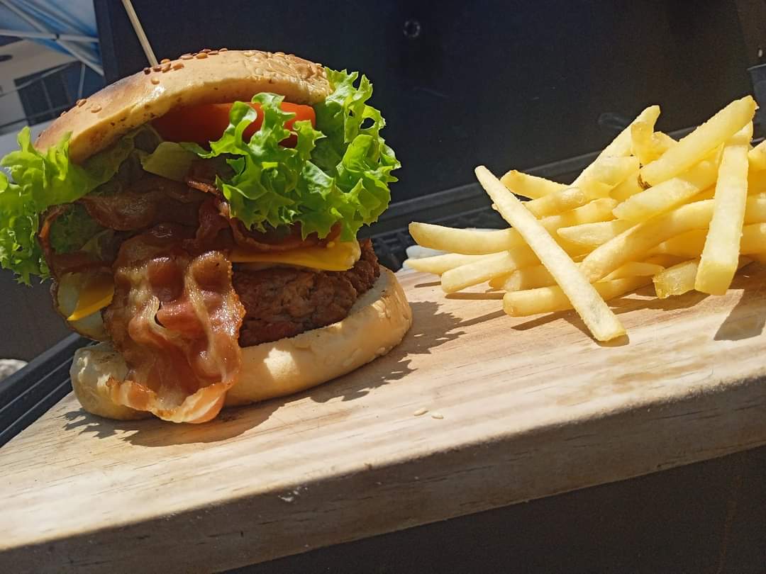 The carbón burguer image 2