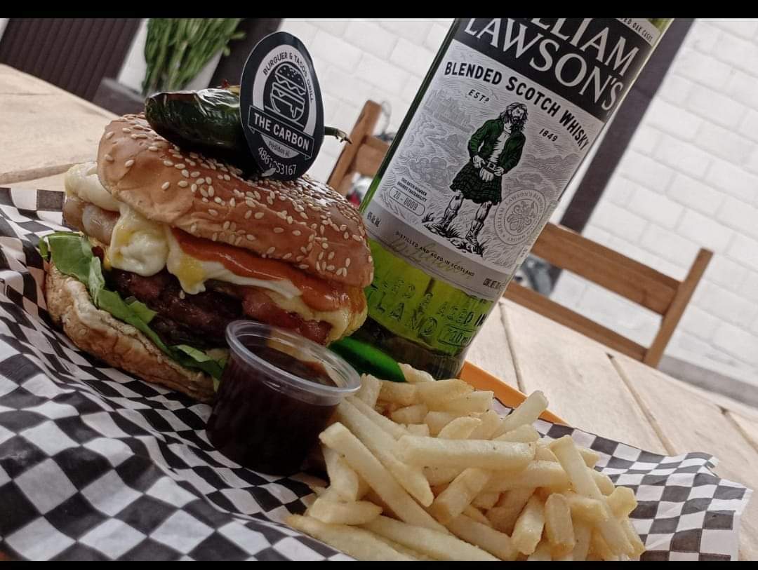 The carbón burguer image 5