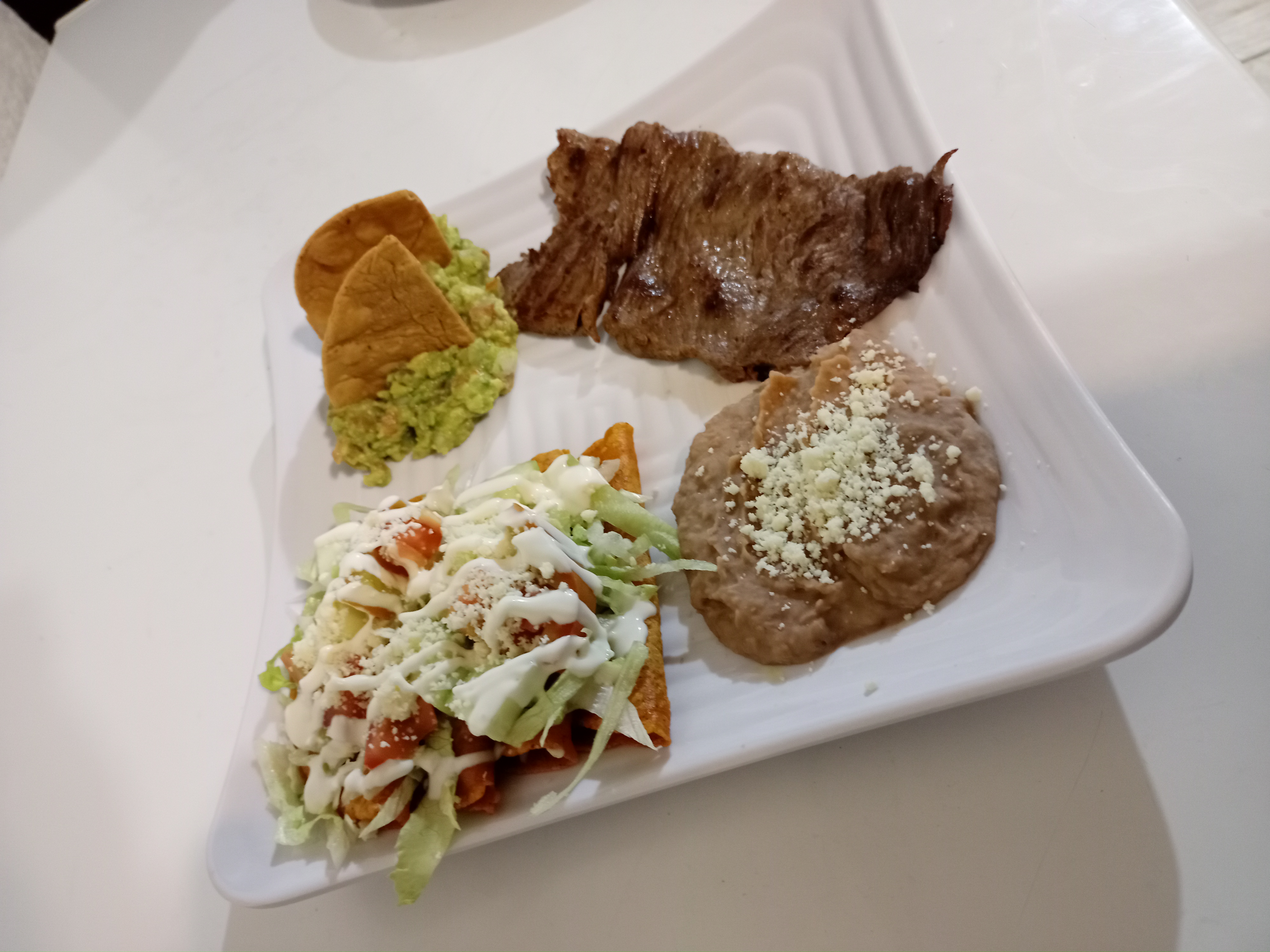 Rozkos Restaurant image 3