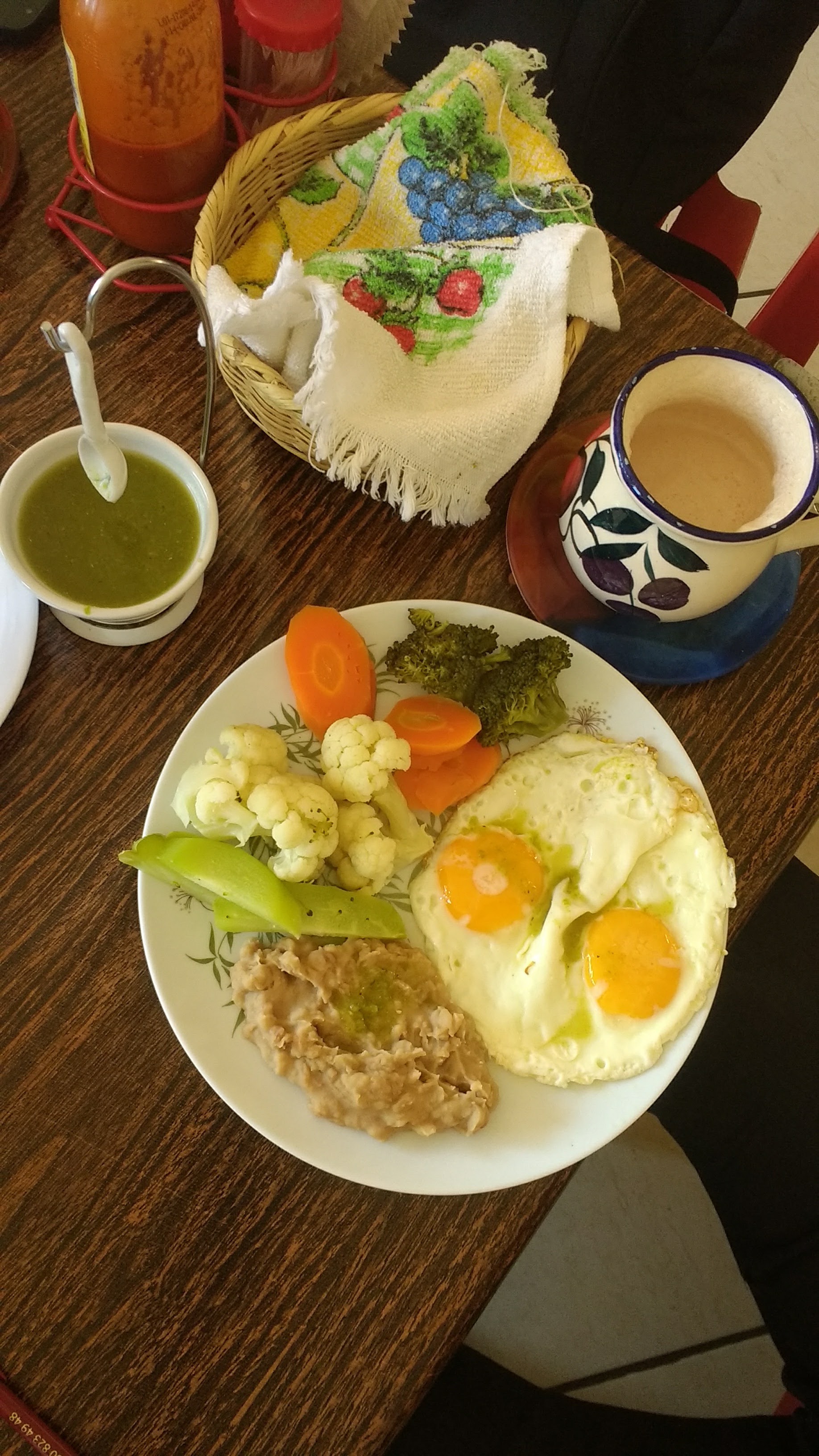 Fonda Carmelita image 4