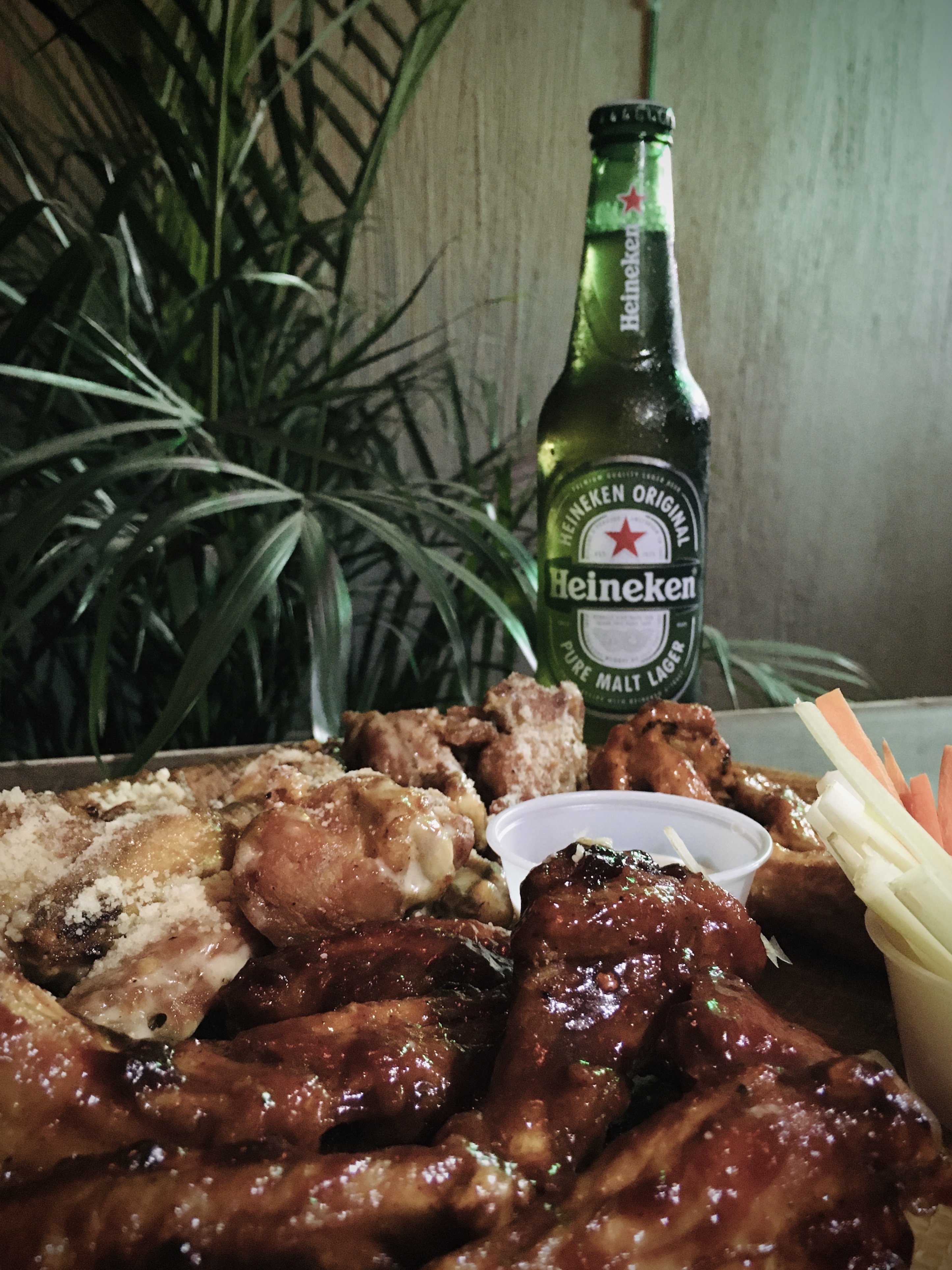 Pizza Zone & Wings image 1