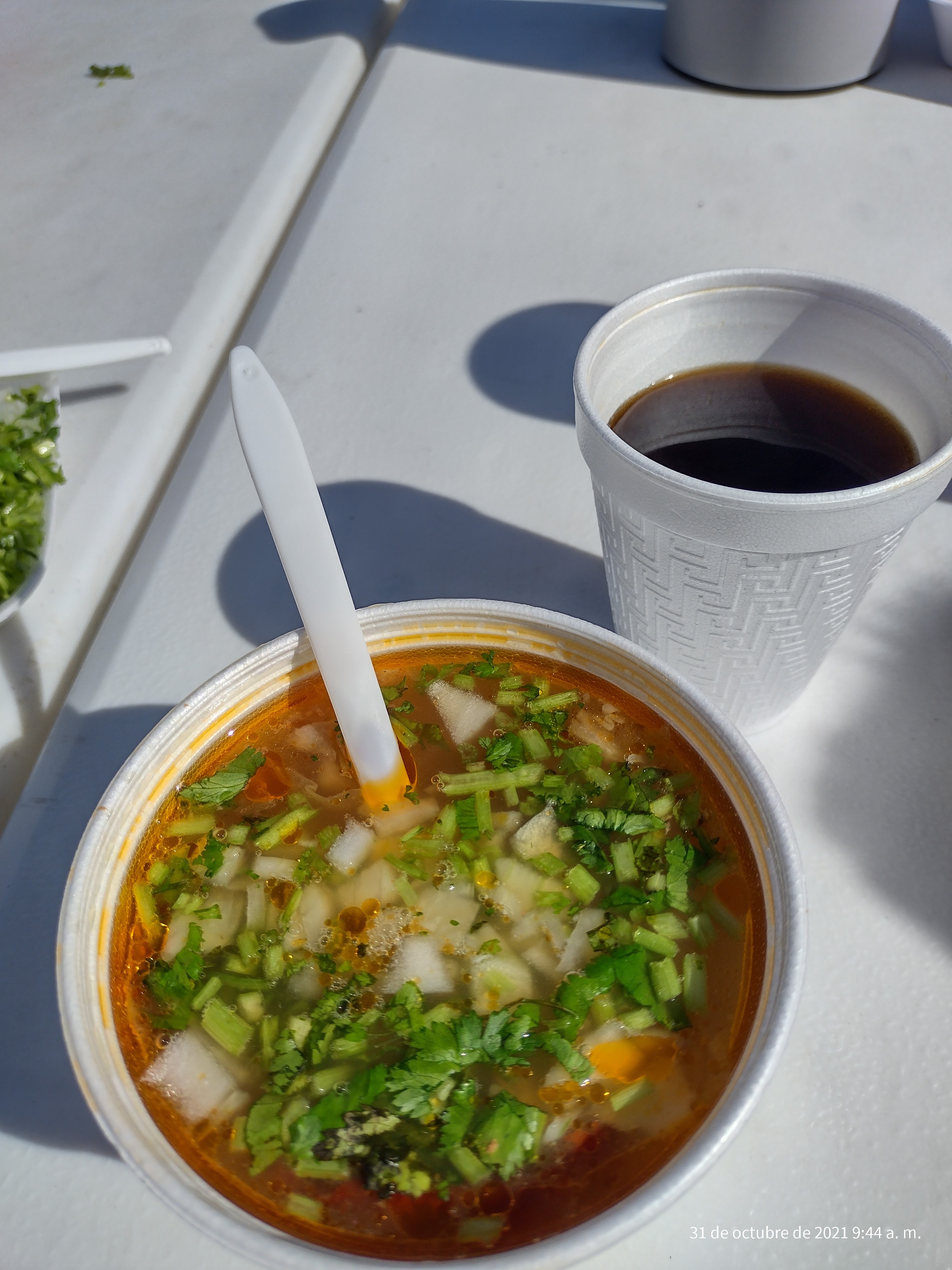 Chicharo's Pizza and Beer image 9