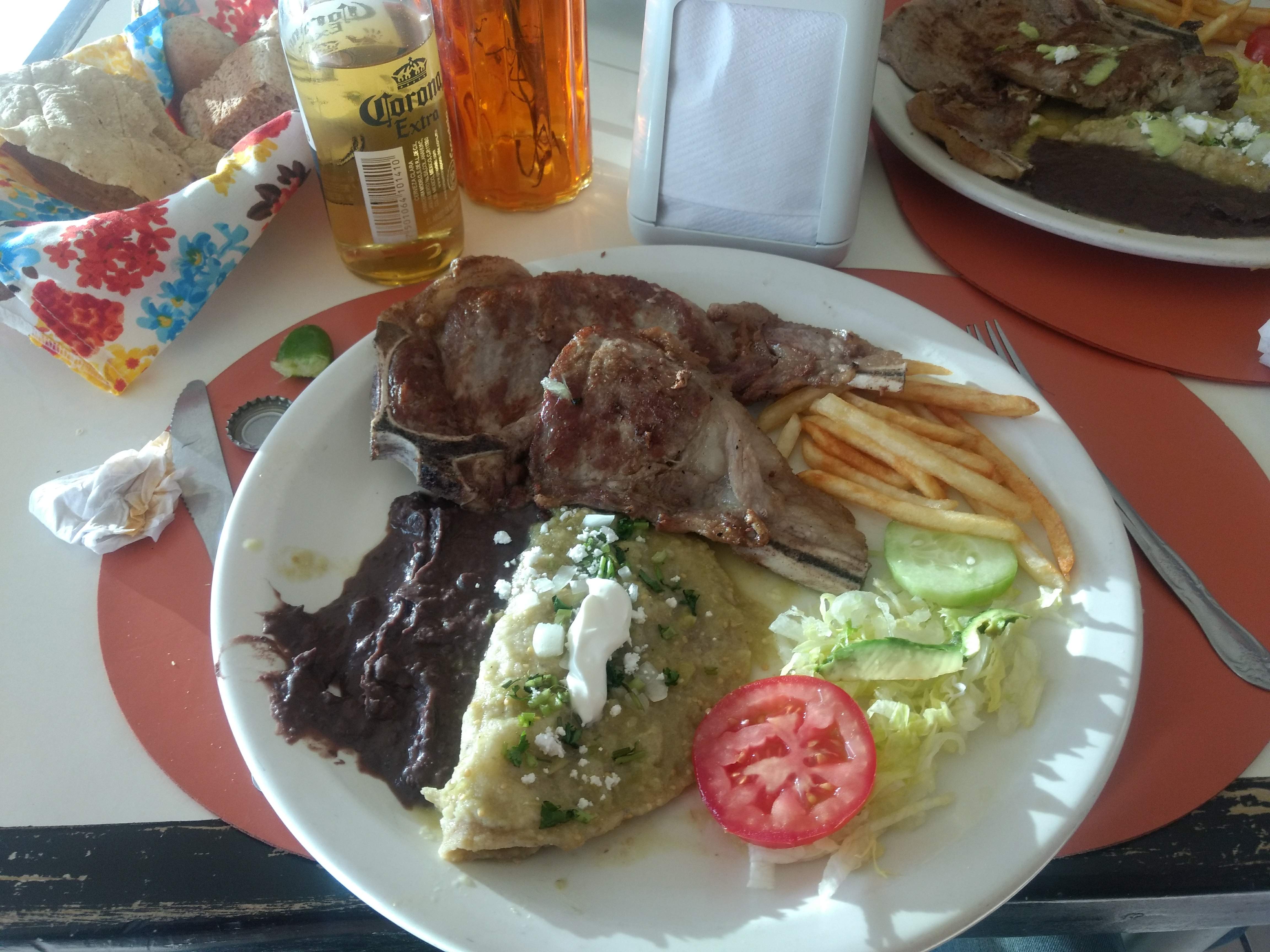 RESTAURANTE LA FLOR DE LOS ANGELES. image 1