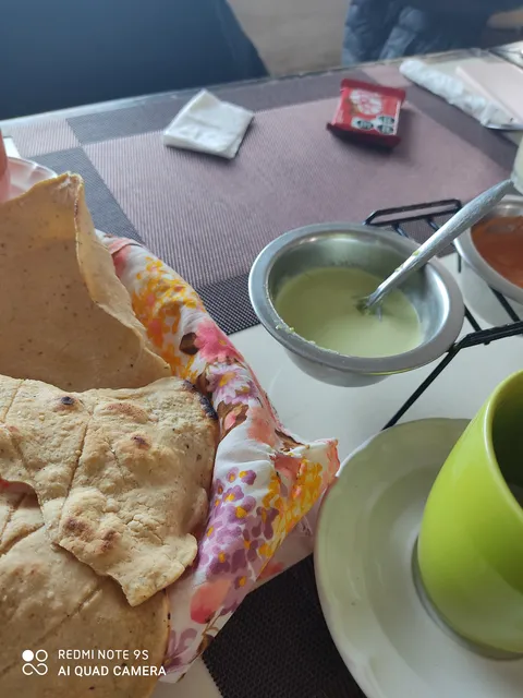 RESTAURANTE LA FLOR DE LOS ANGELES. image 3