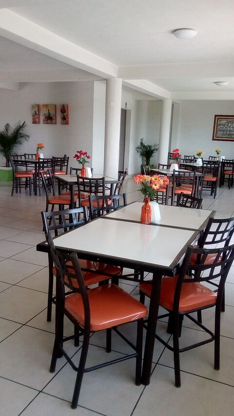 RESTAURANTE LA FLOR DE LOS ANGELES. image 5