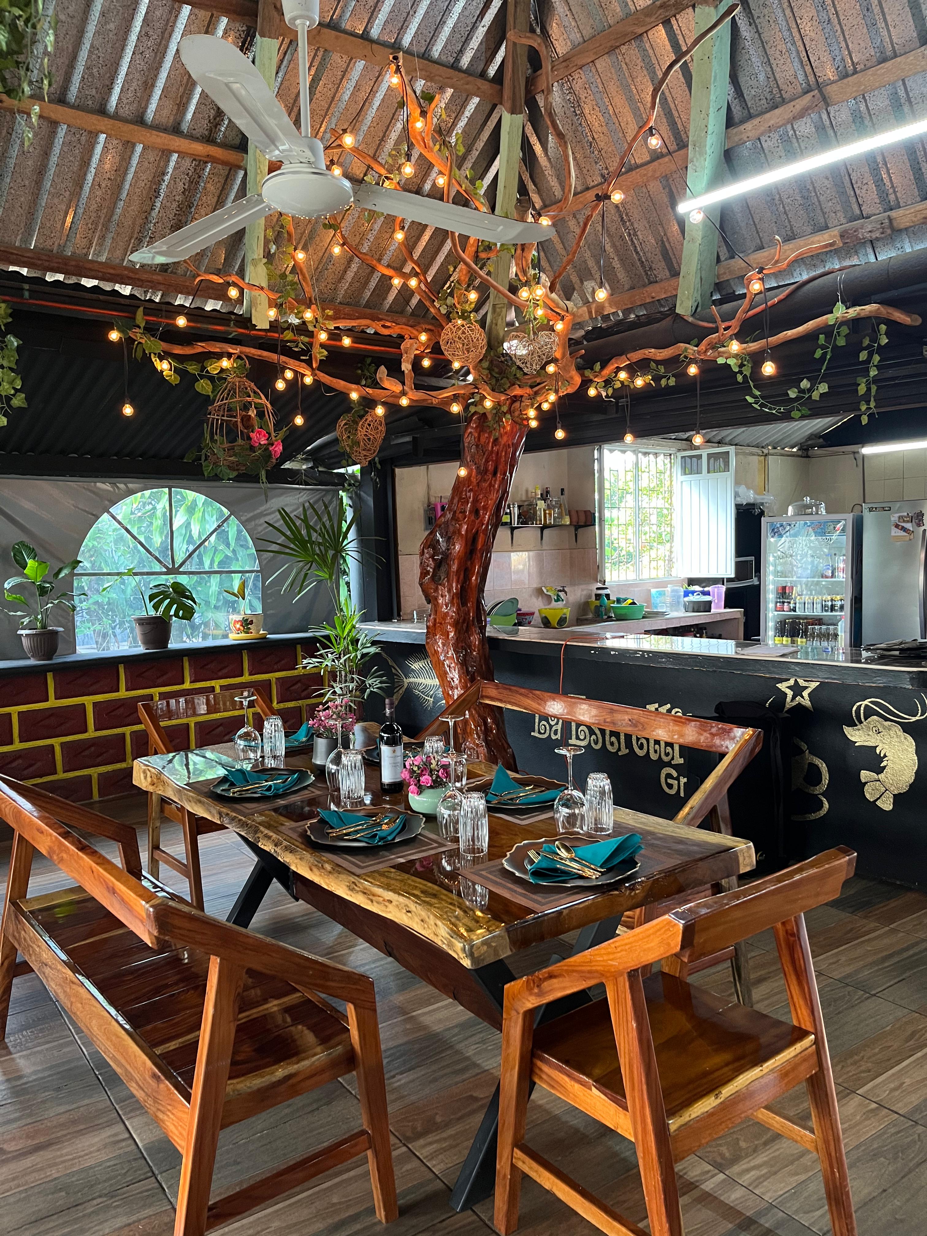 Restaurante La Estrellita Grill image 1