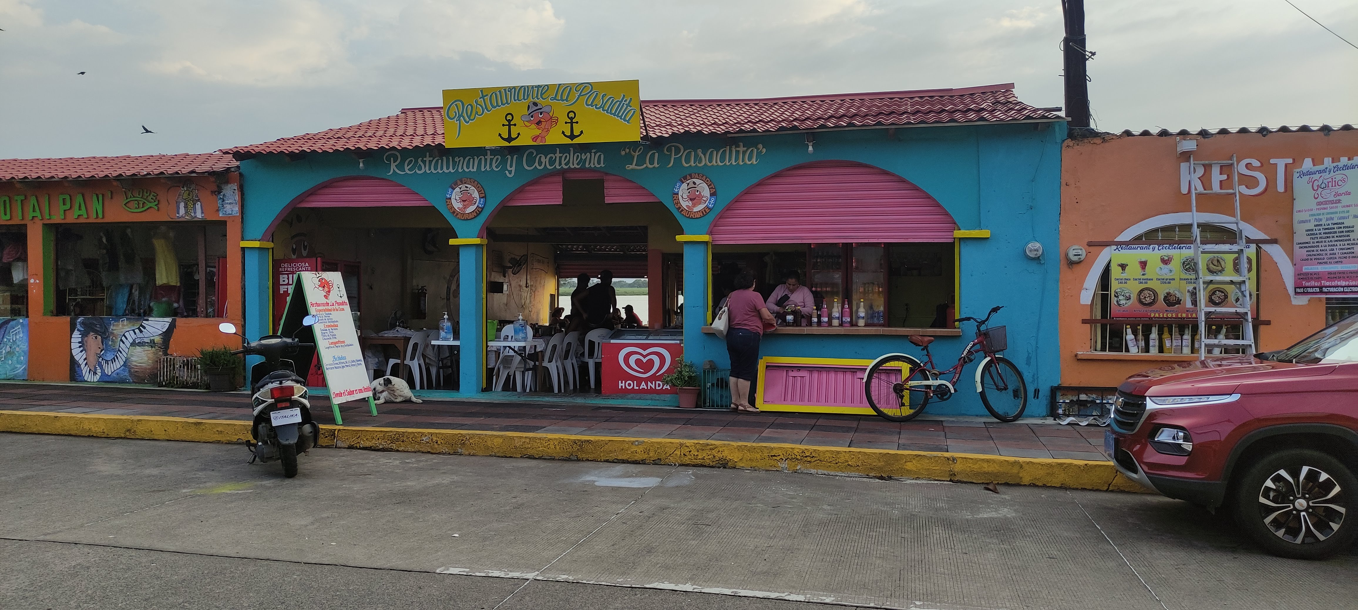 Restaurant "La Pasadita" image 1