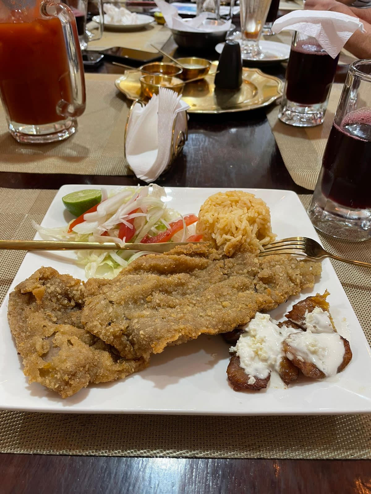 Restaurante y Mariscos YAYOS image 1