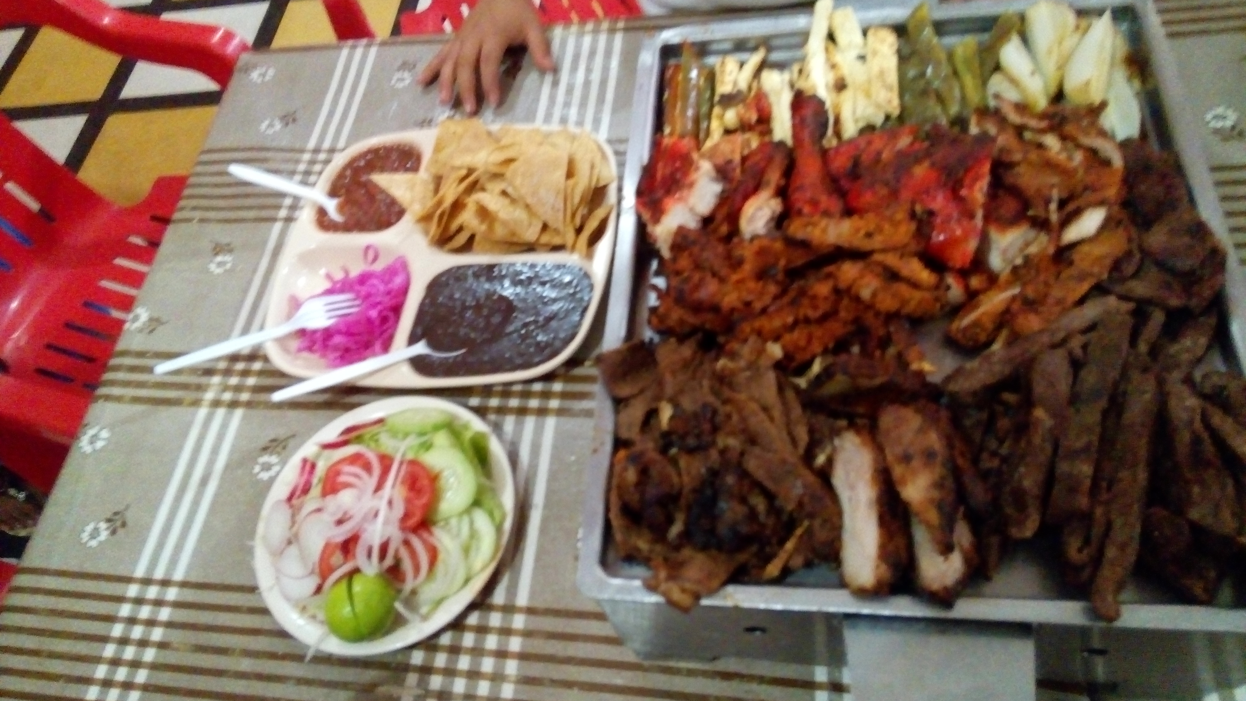 Pollo Campero Tin Tin image 10