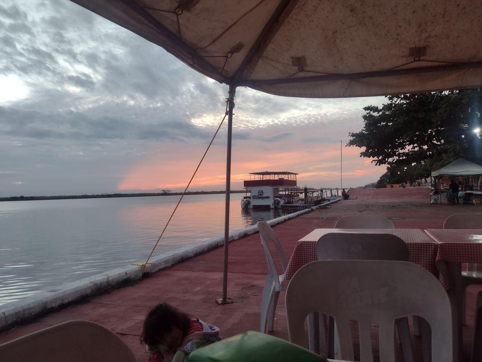 restaurante el pescador image 7