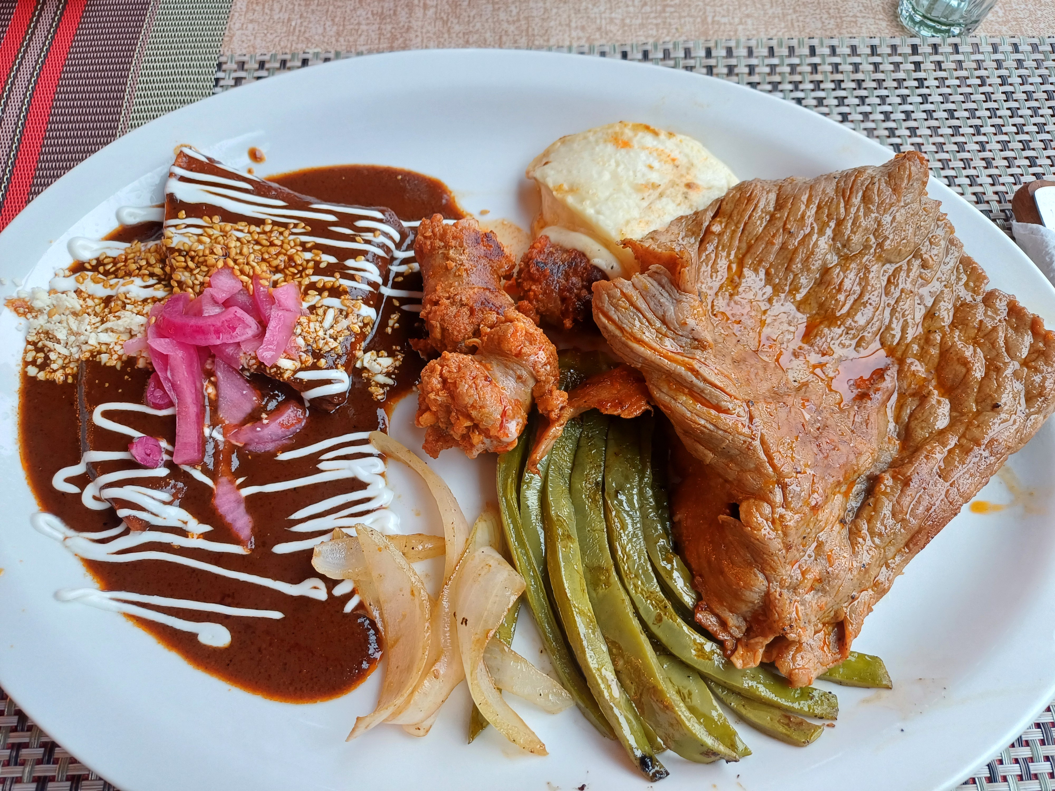 GulaGula Restaurant image 2