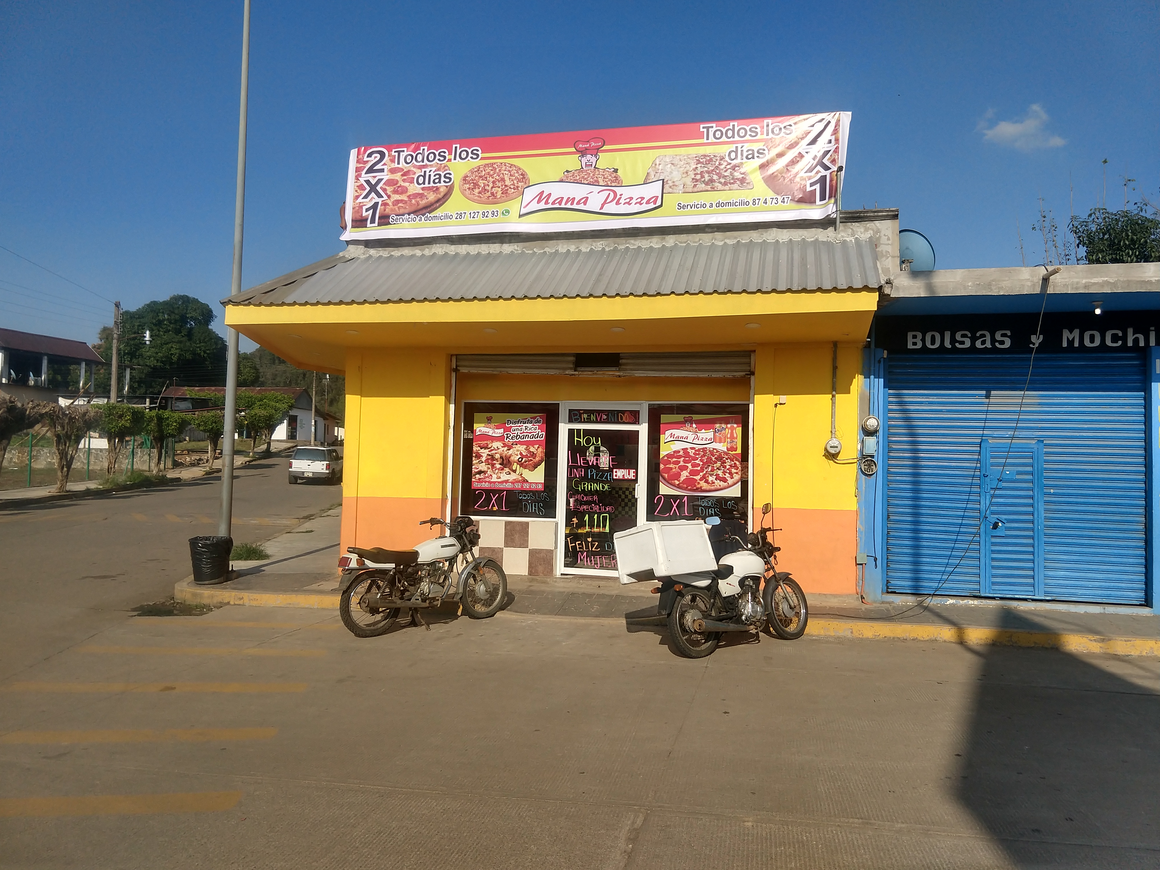 Mana pizza chiltepec image 1