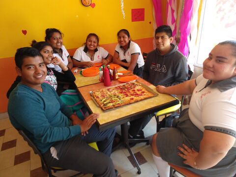 Mana pizza chiltepec image 5