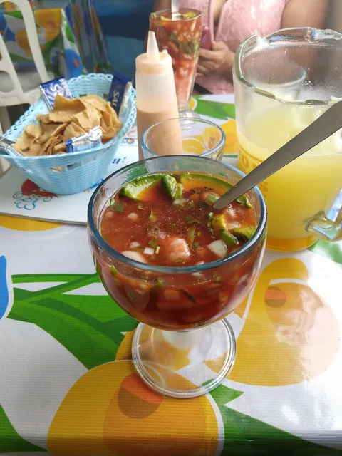 Mariscos EL PARI image 3