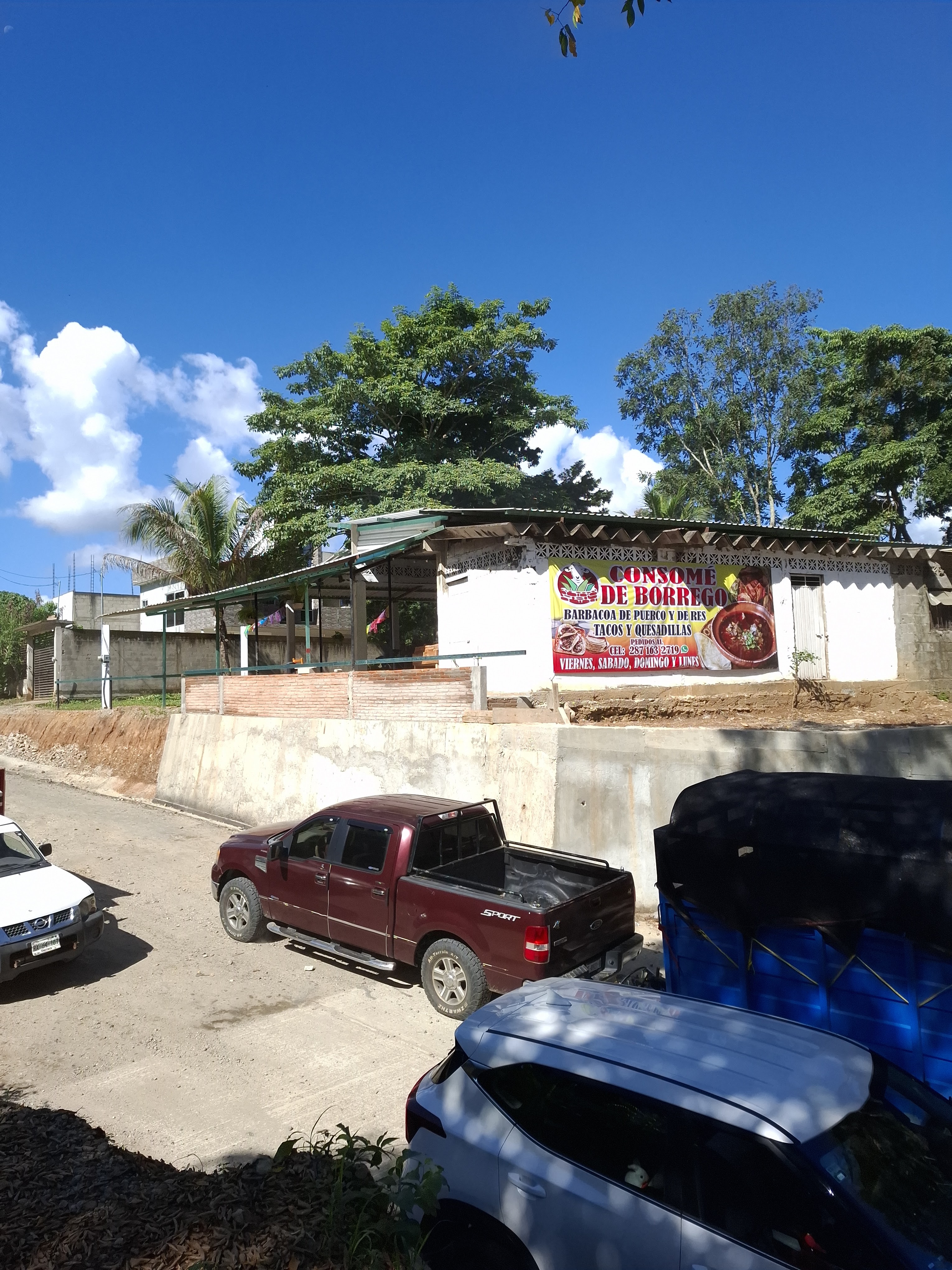 CONSOMES "EL PUENTE ROTO" image 5