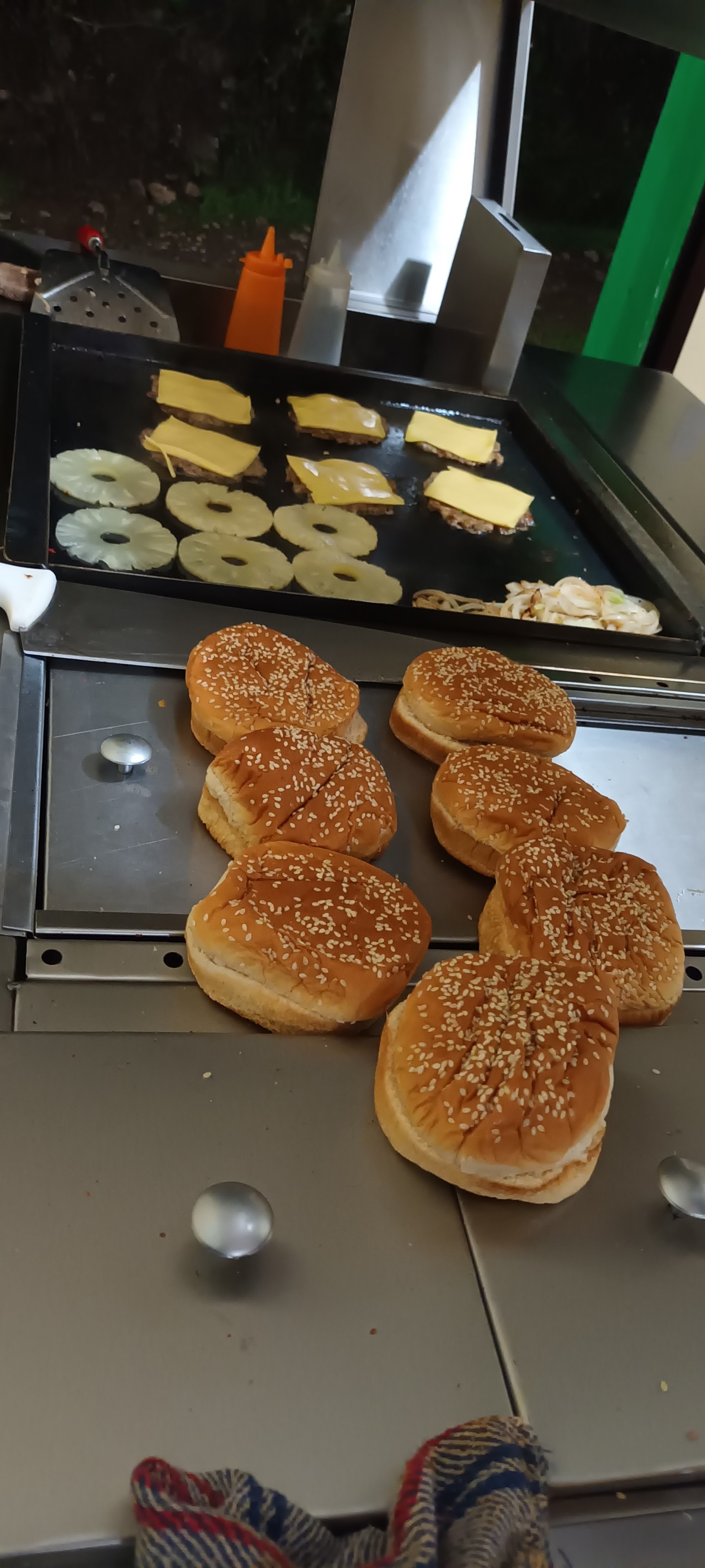 TAQUERIA GUZMÁN image 4