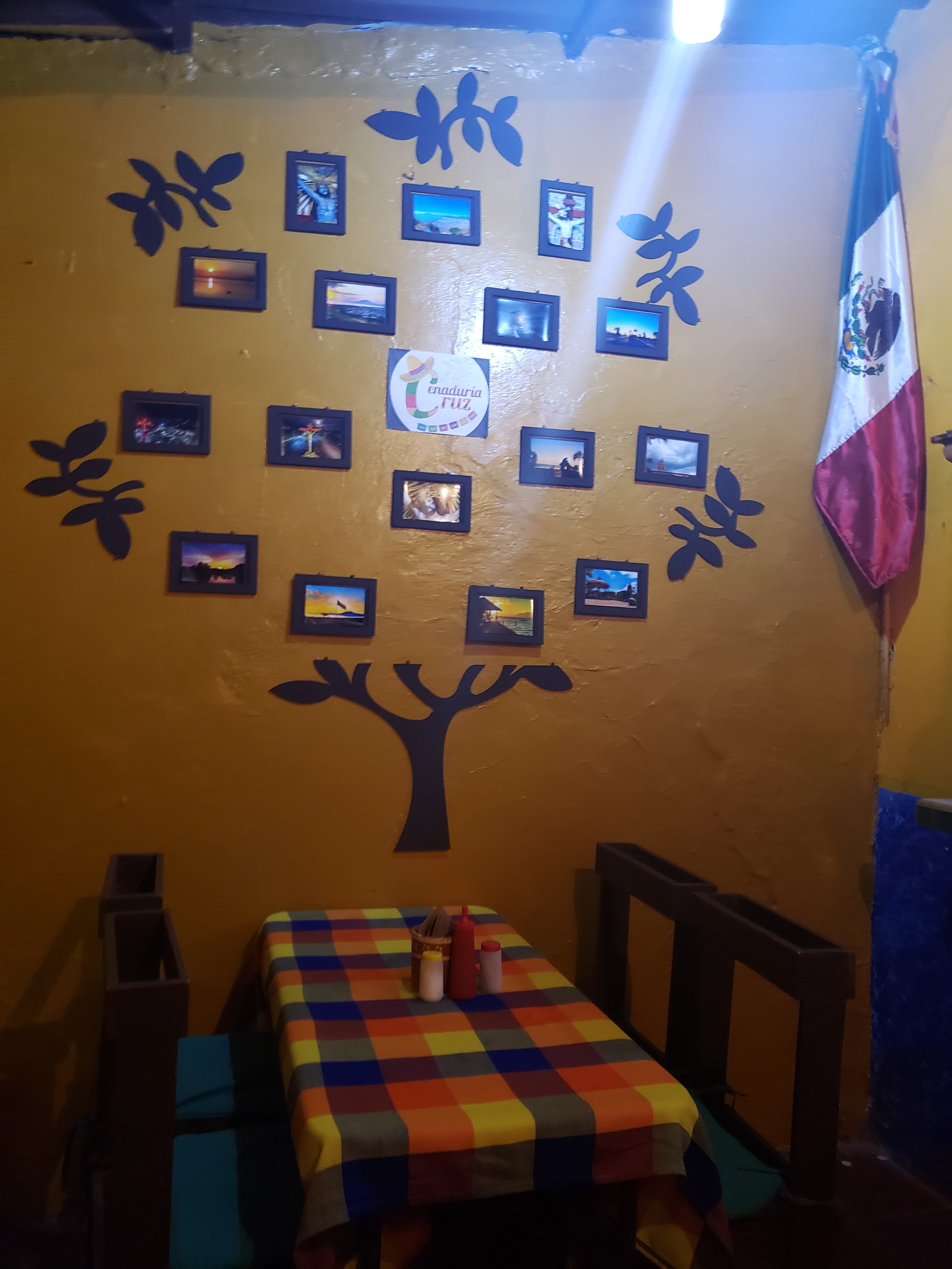 Cenaduría Cruz image 10