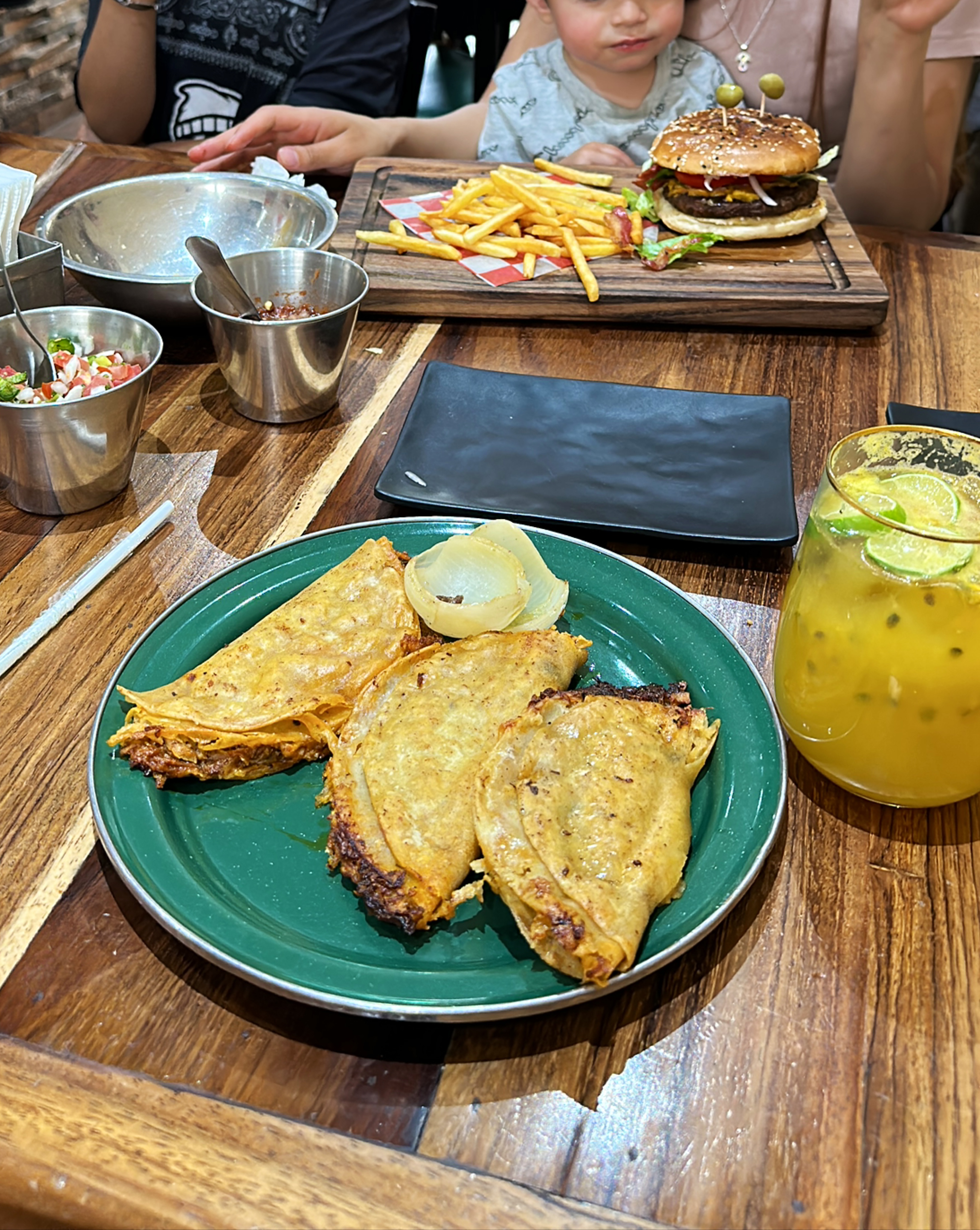 Birrieria El Guero Plus image 4