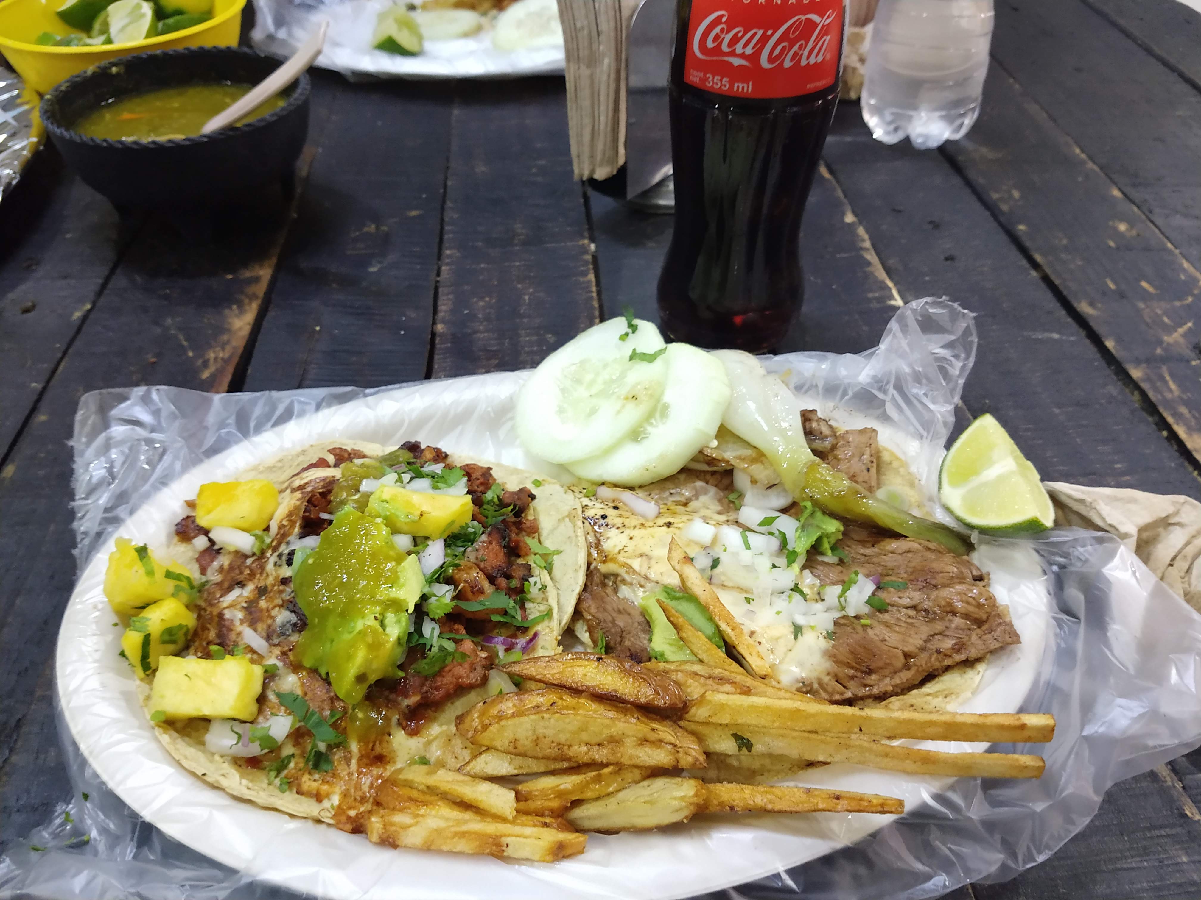 Taquerías "El Sabrosón" image 2