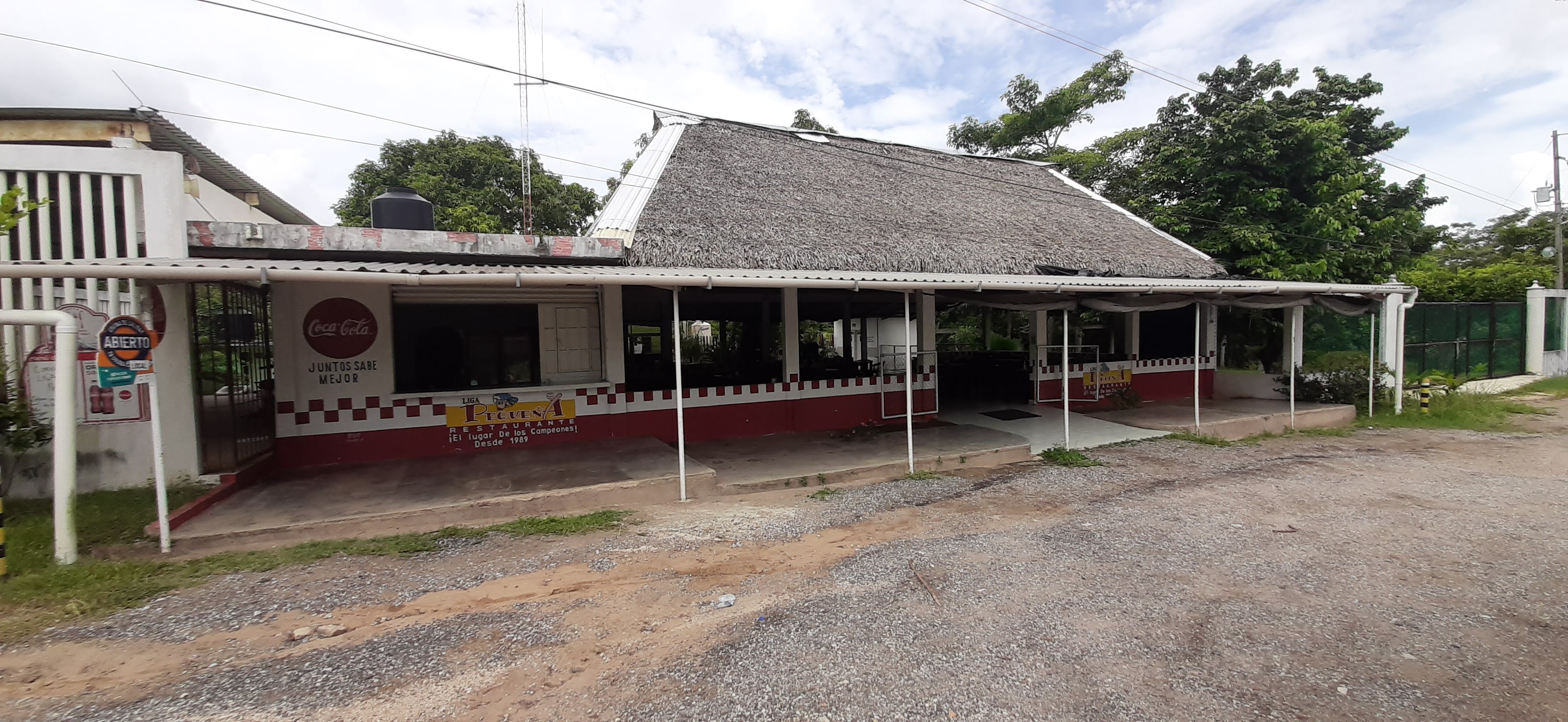 Liga Pequeña Restaurante Mapachapa image 4