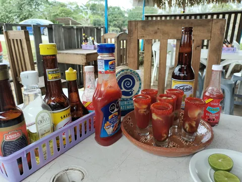 Tegogolos & Mariscos El Rincon De Catemaco image 5