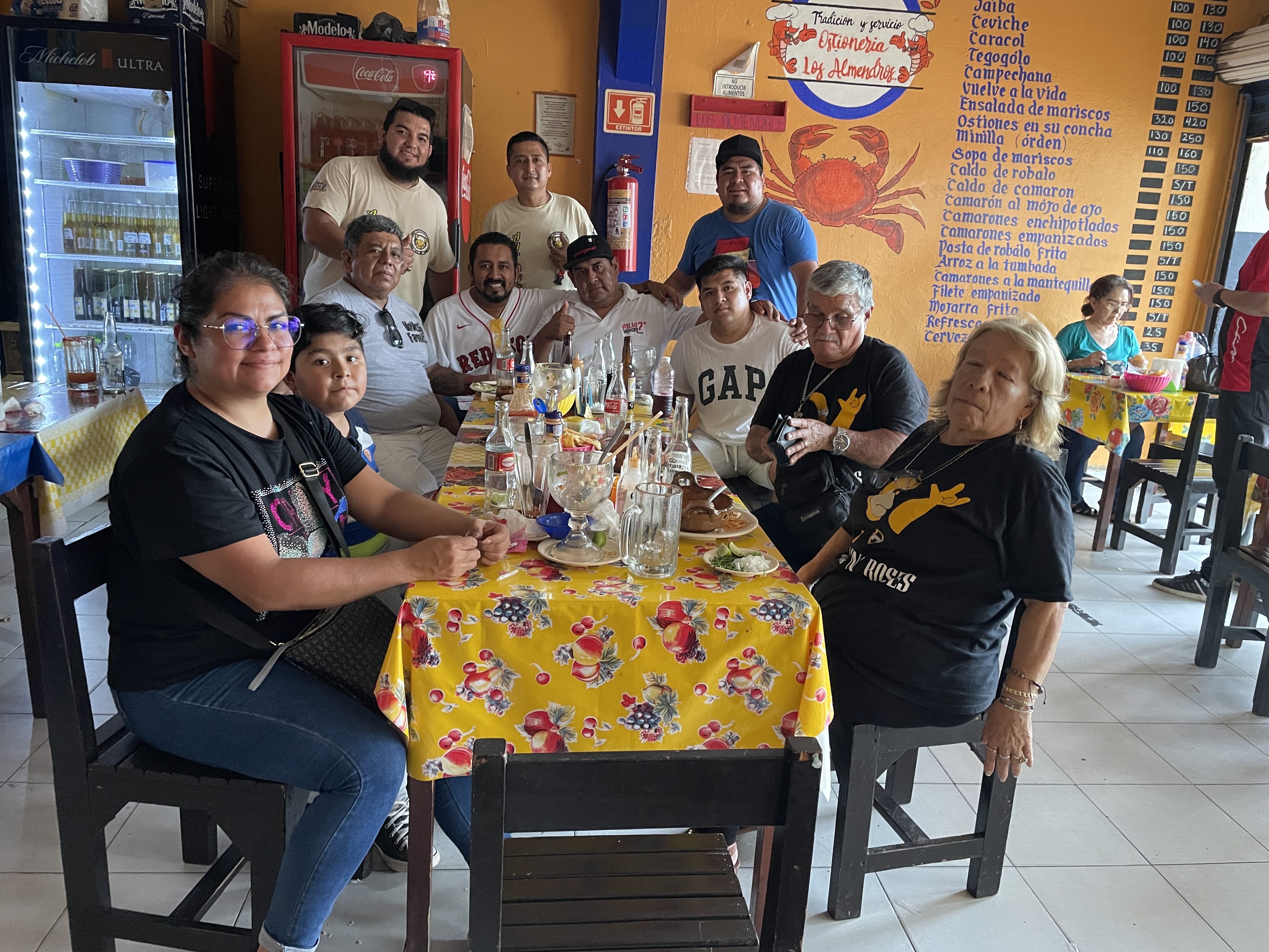 Ostioneria "Los Almendros" image 4