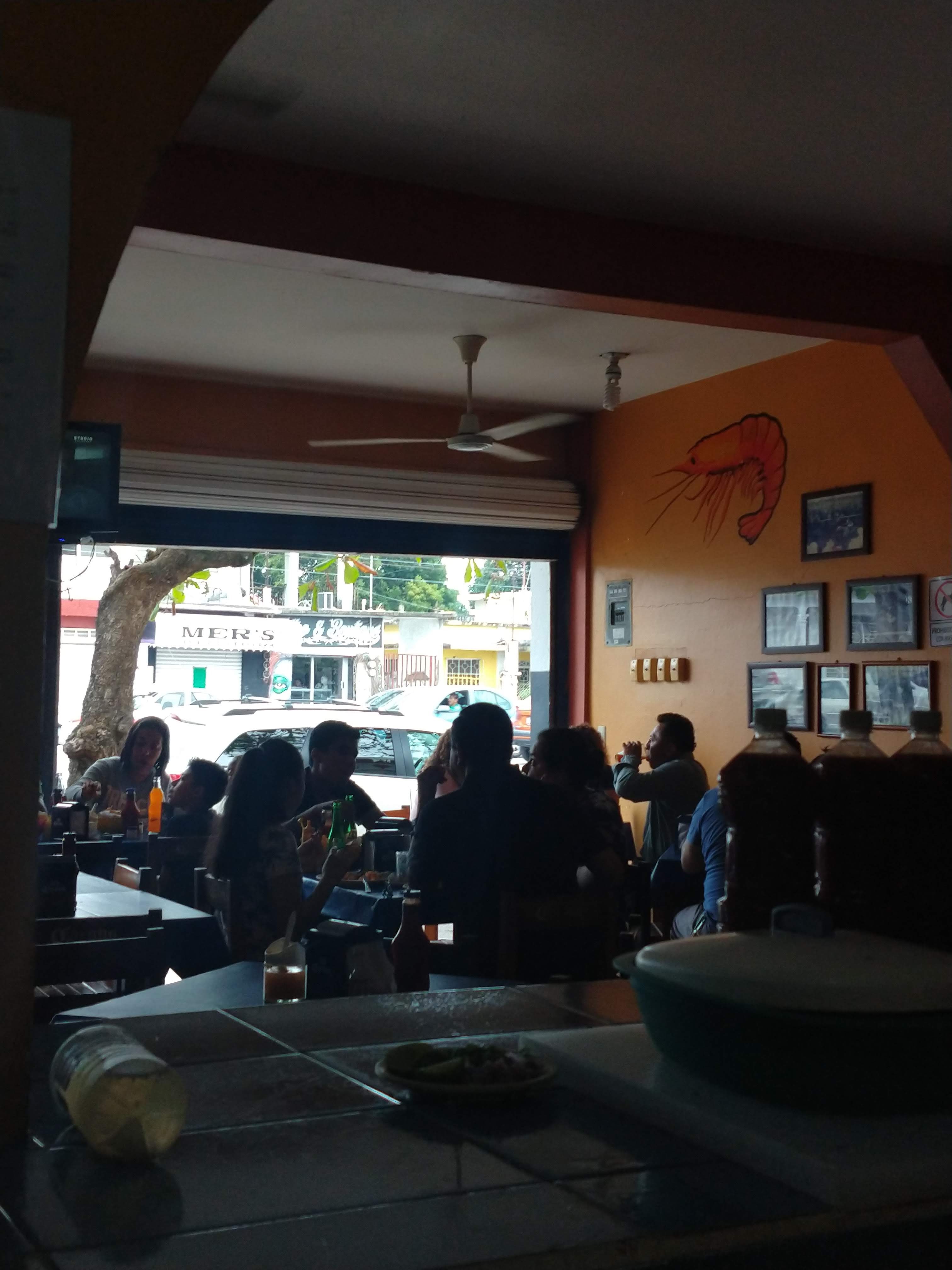 Ostioneria "Los Almendros" image 5